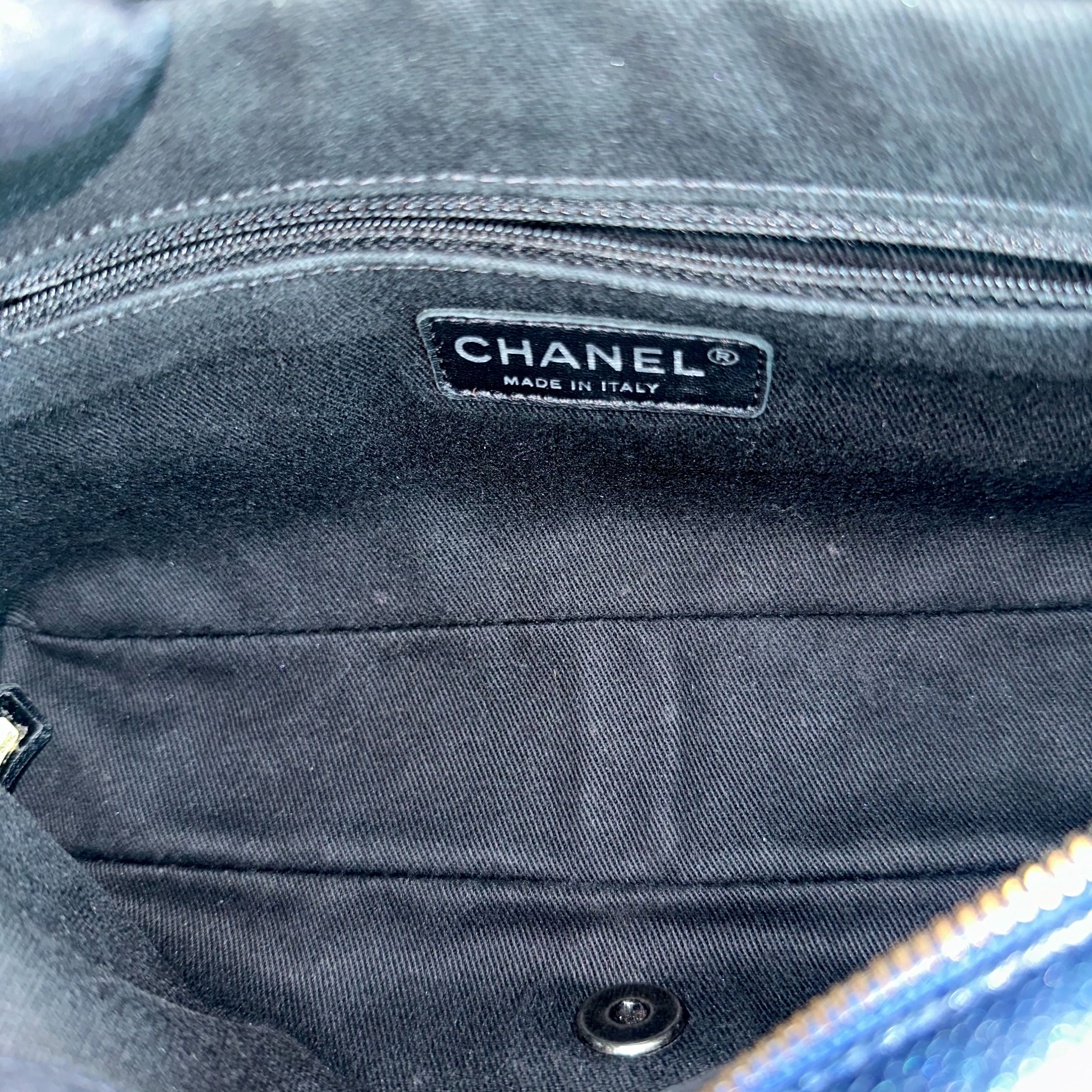 Chanel Caviar Seasonal Flap Zip Around Iridescent Dark Blue SHW No 18 - Luxury Evermore