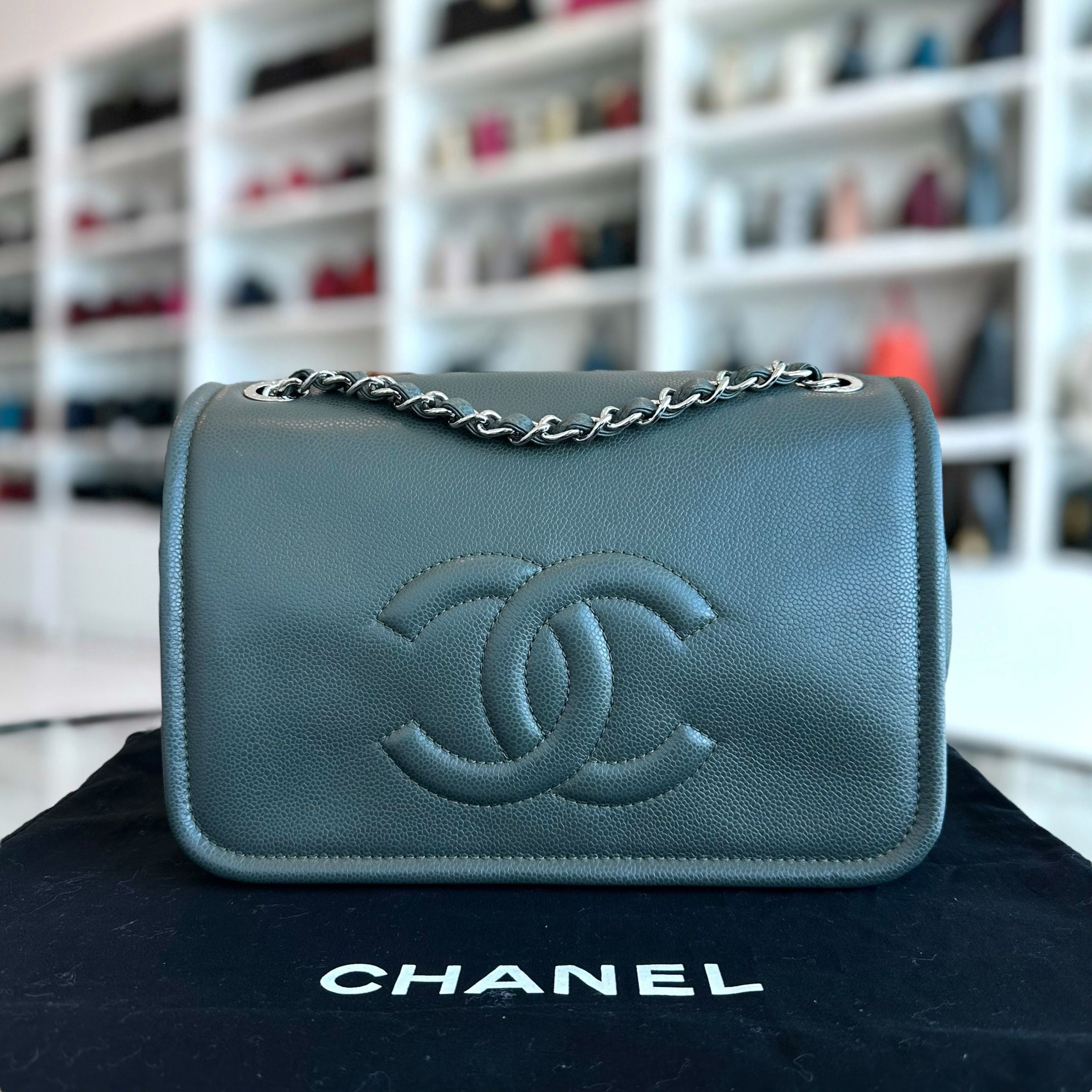 Chanel Caviar Seasonal Jumbo Timeless Double CC Flap Calfskin Green No 15 - Luxury Evermore