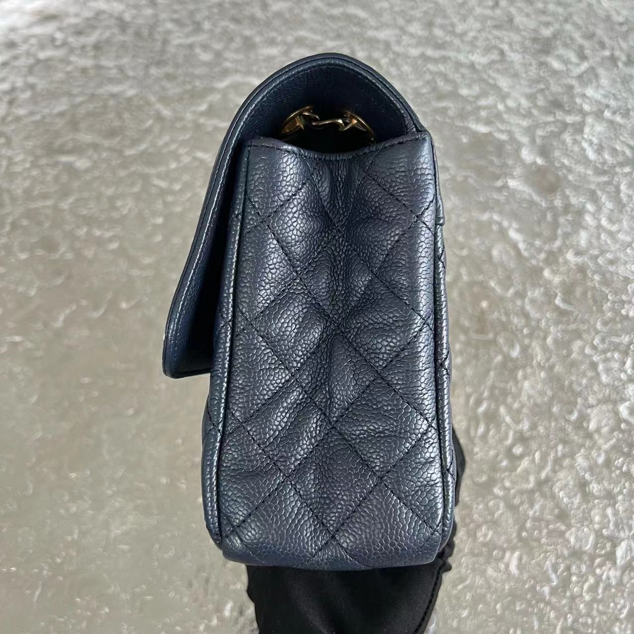 Chanel Caviar Single Flap Quilted Calfskin Navy Blue Golden Hardware Series 21 - Luxury Evermore