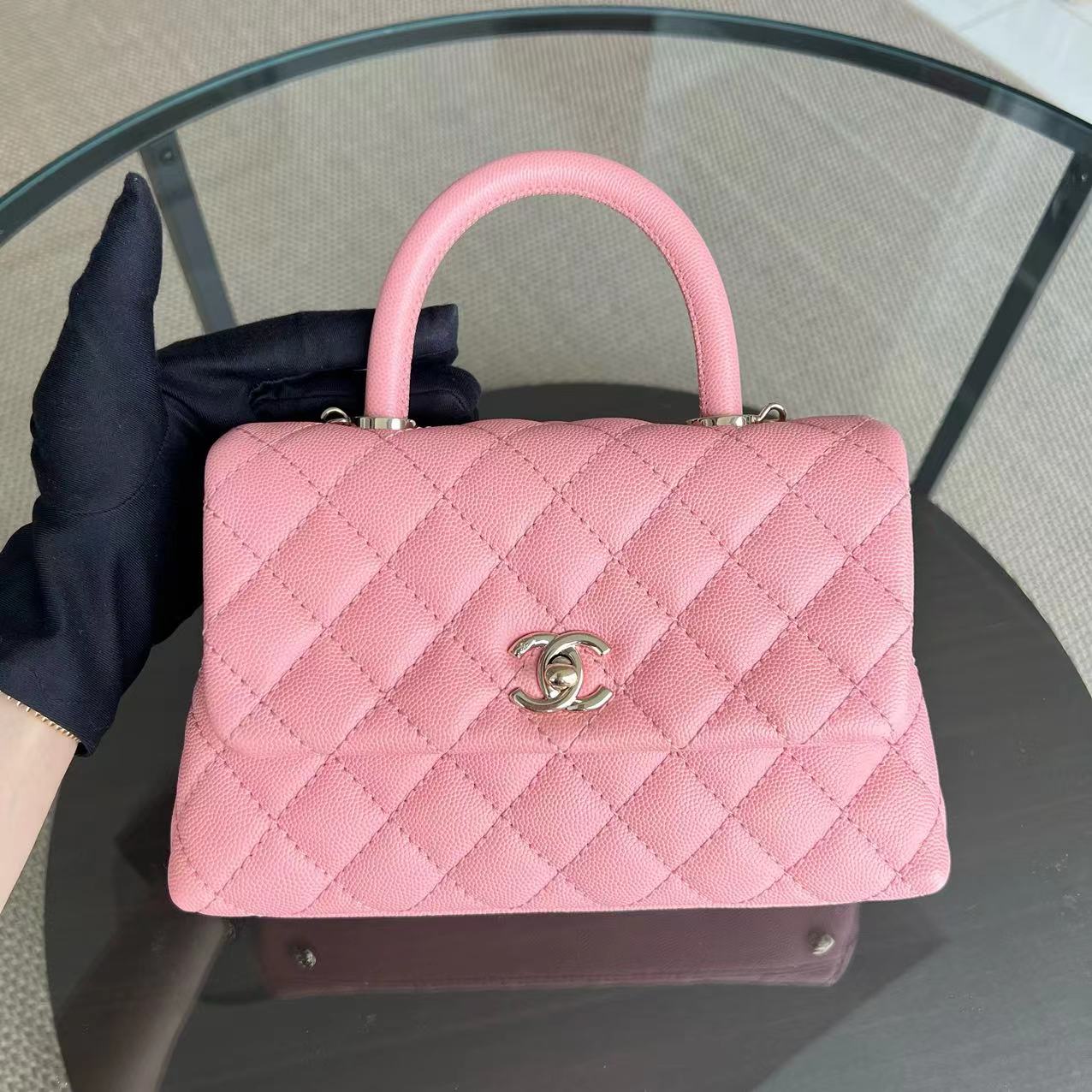 Chanel Caviar Small Coco Handle Quilted Calfskin Light Pink LGHW No 27 - Luxury Evermore