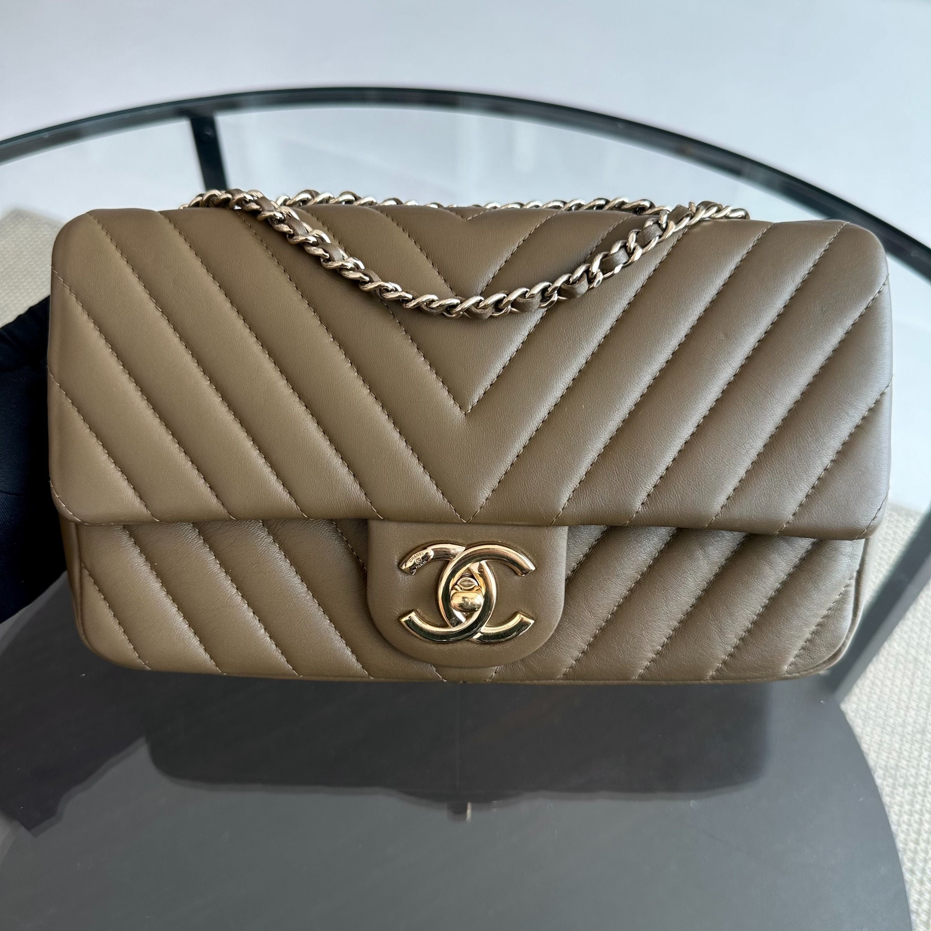 Chanel Chevron Classic Seasonal Flap Lambskin Olive GHW No 20 - Luxury Evermore