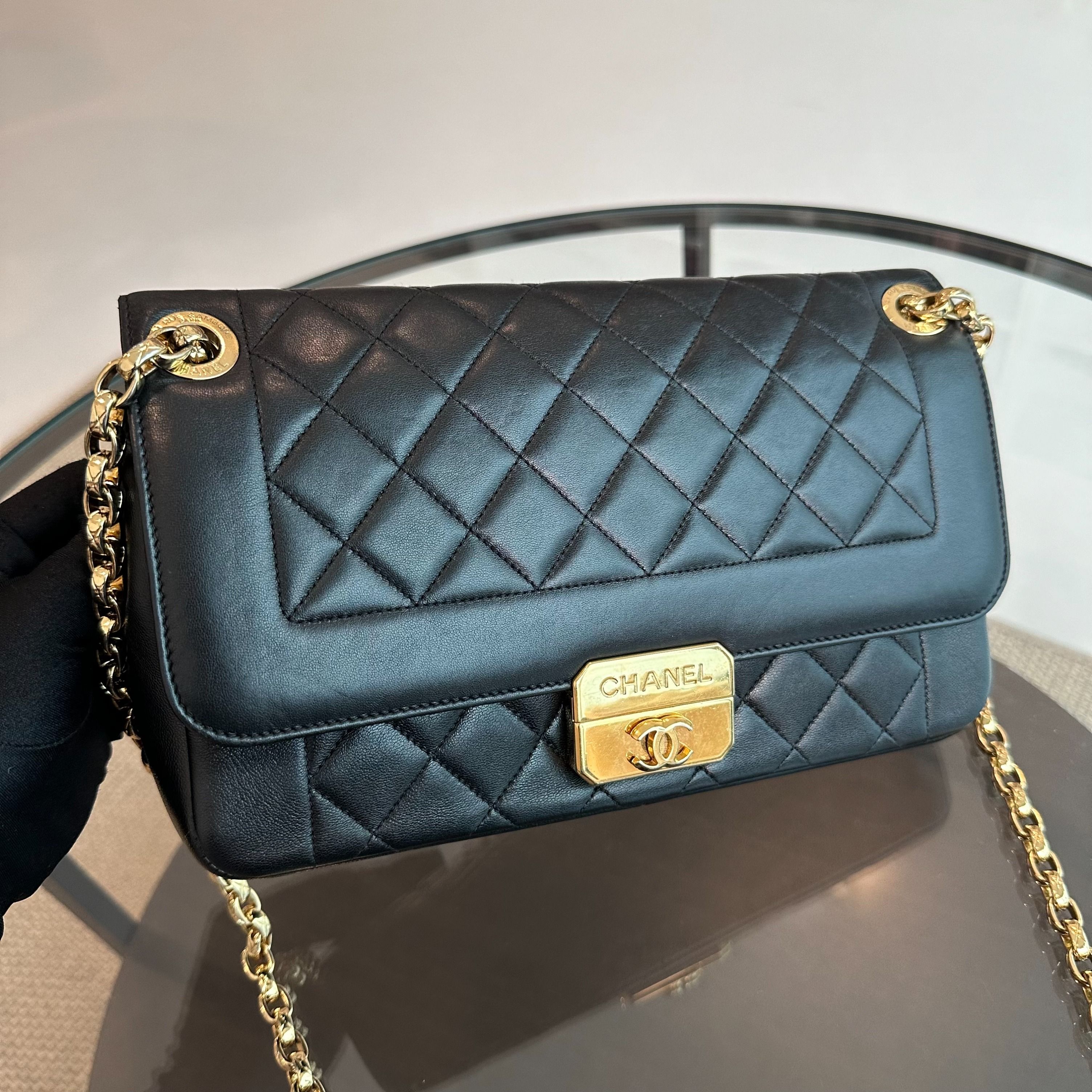 Chanel Chic With Me Flap Lambskin Quilted Black GHW No 20 - Luxury Evermore