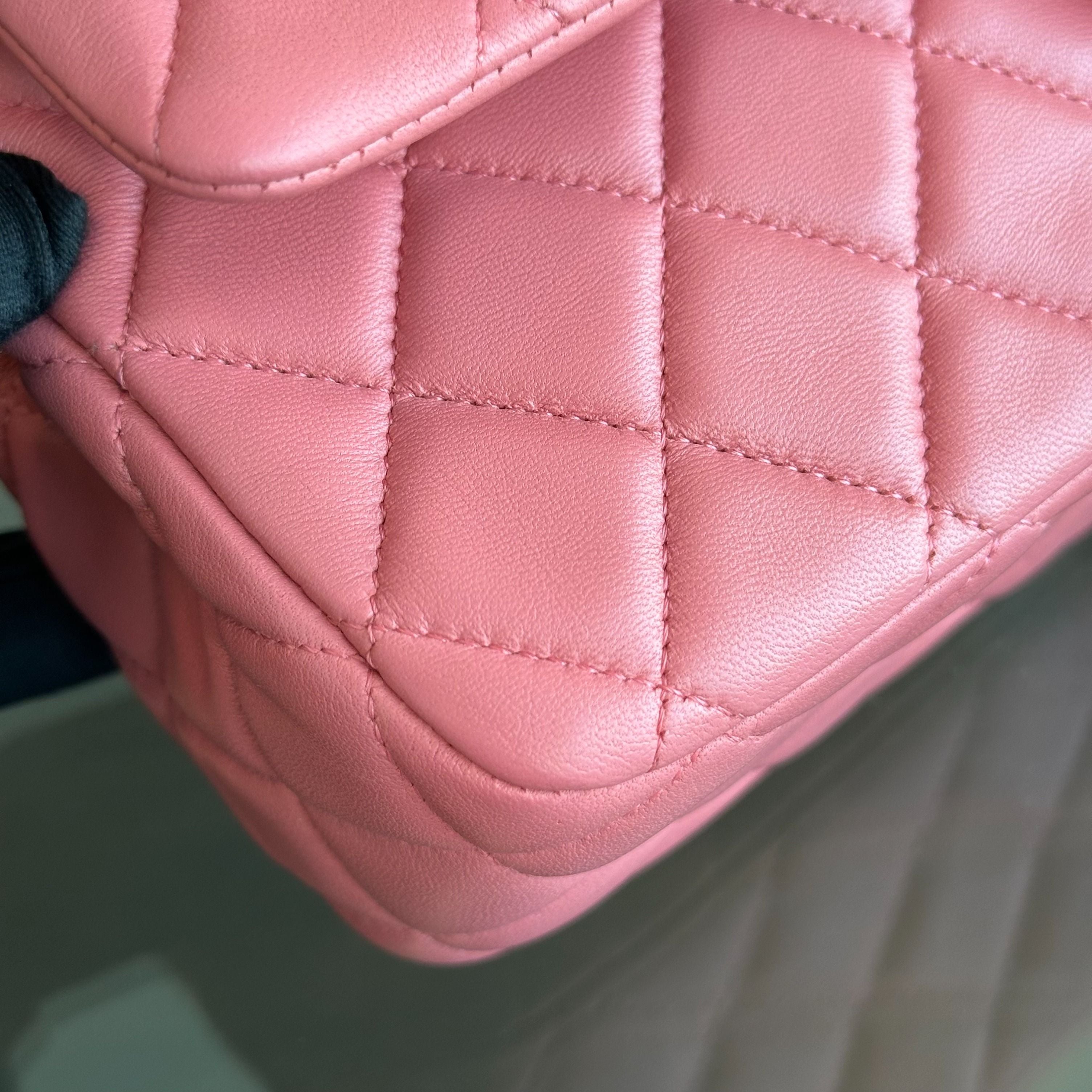 Chanel Classic Flap Medium Lambskin Valentine Crystal Heart Special Edition Pink LGHW No 19 - Luxury Evermore