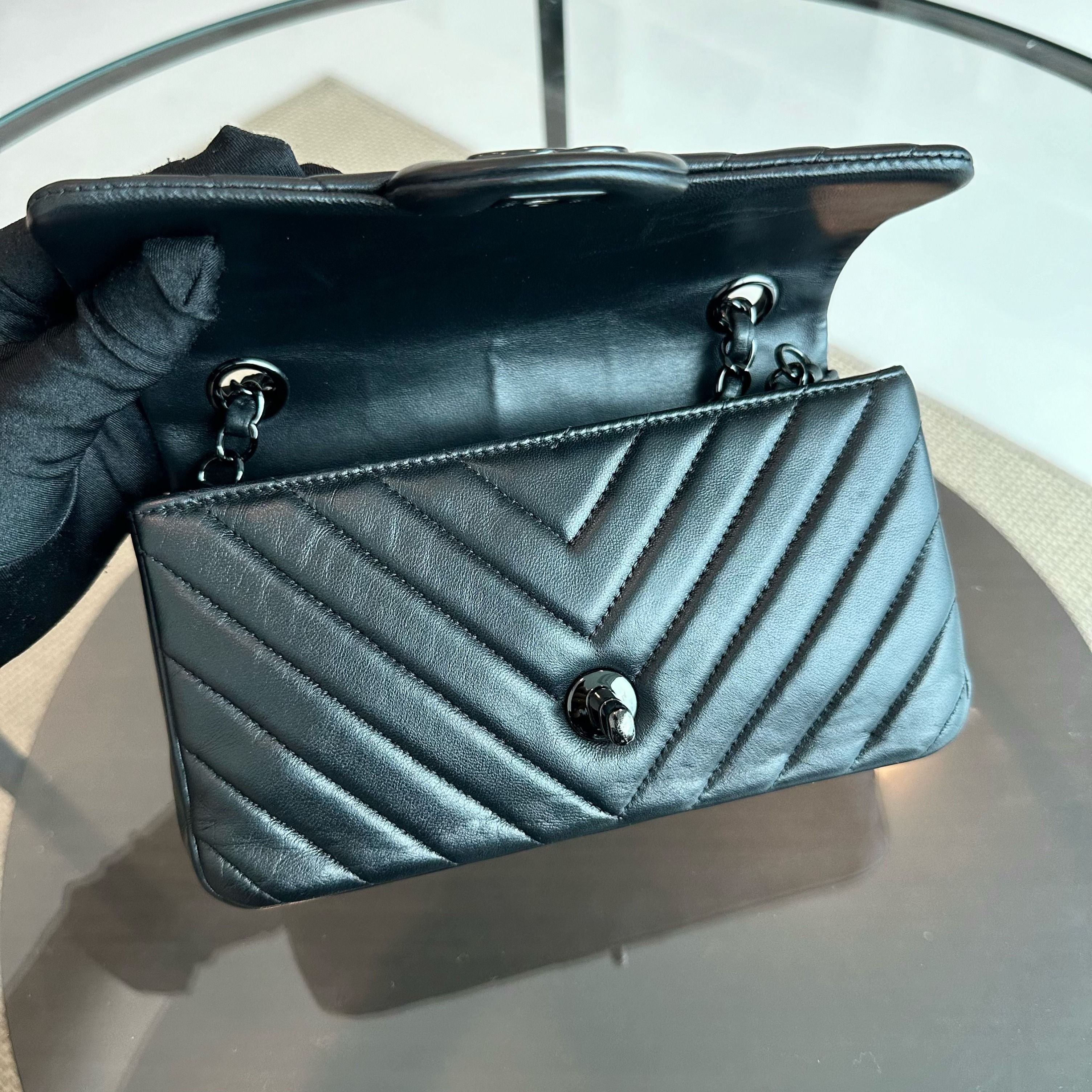 Chanel Classic Flap Mini Rectangular 20CM Lambskin Chevron All Black BHW No 21 - Luxury Evermore