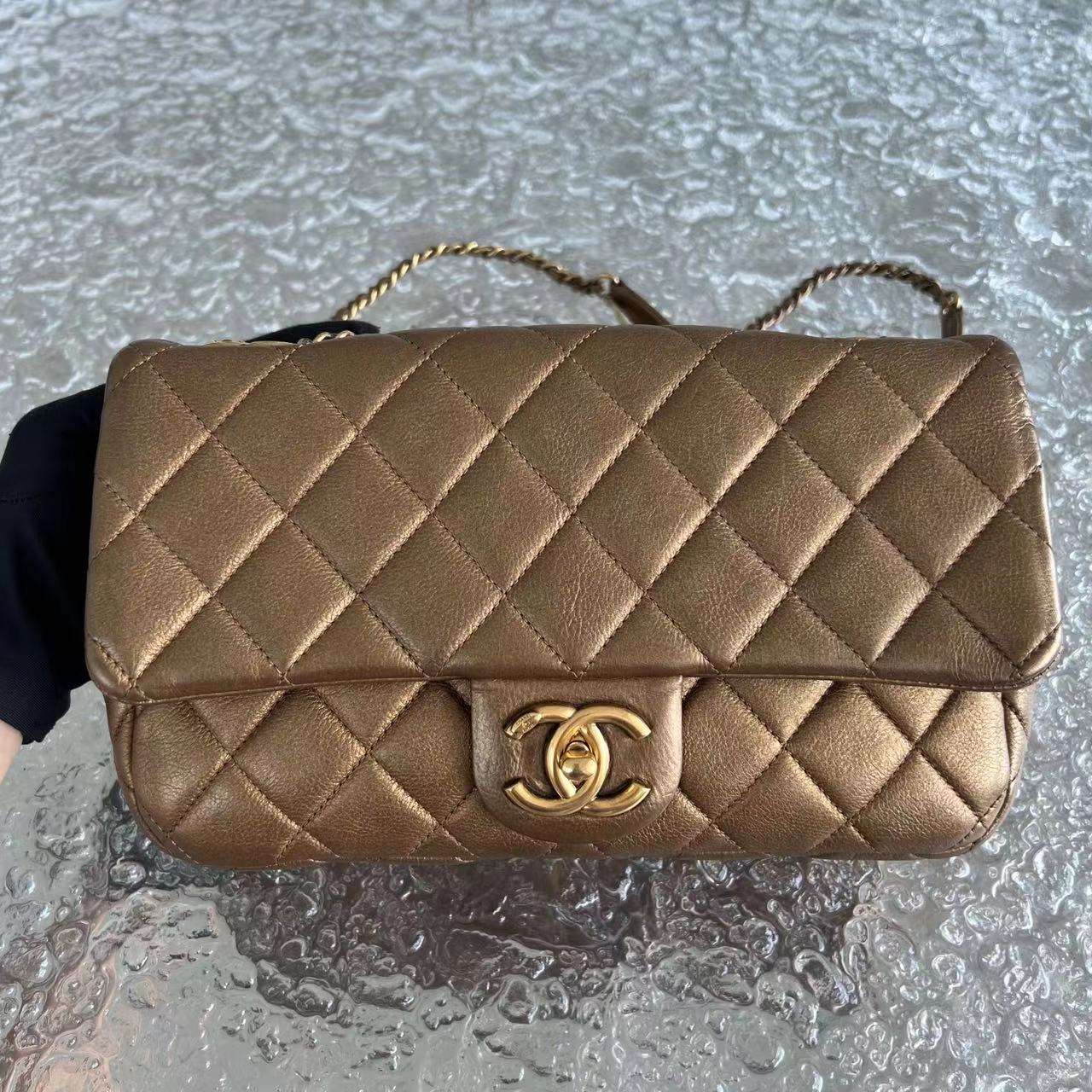 Chanel Classic Flap Seasonal Flap Medium 25CM Quilted Calfskin Bronze Golden Hardware Series 21 - Luxury Evermore