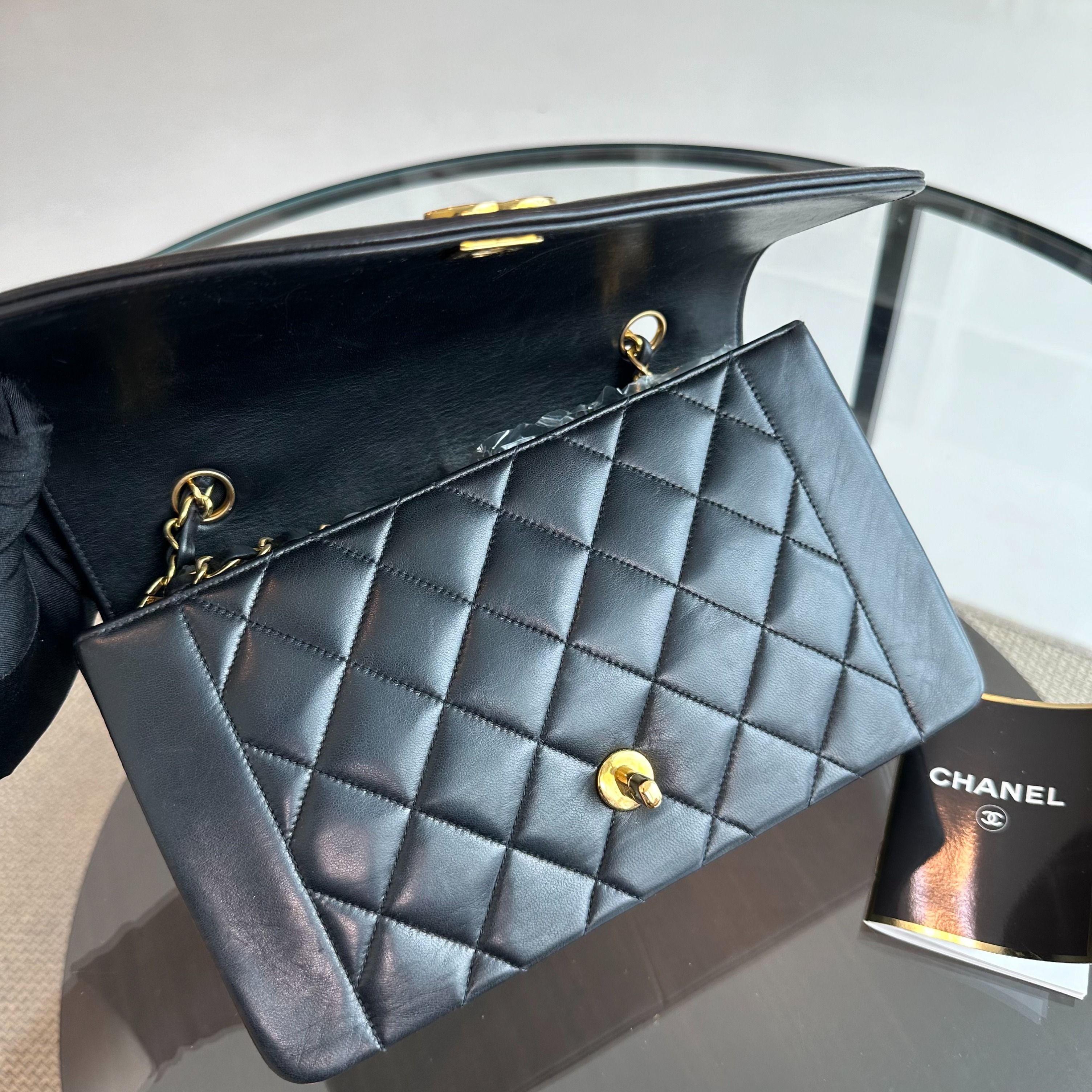 Chanel Diana Medium Black Lambskin Vintage GHW No 3 - Luxury Evermore
