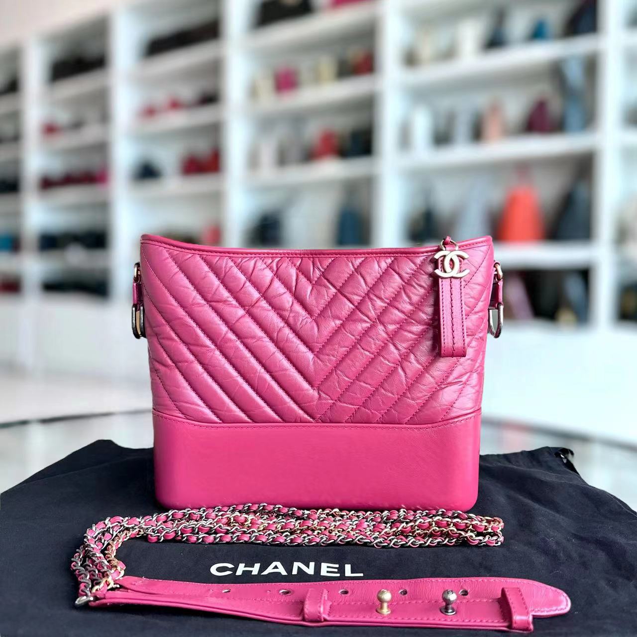 Chanel Gabrielle Medium 27CM Chevron Calfskin Hot Pink Two-tone Hardware Series 26 - Luxury Evermore