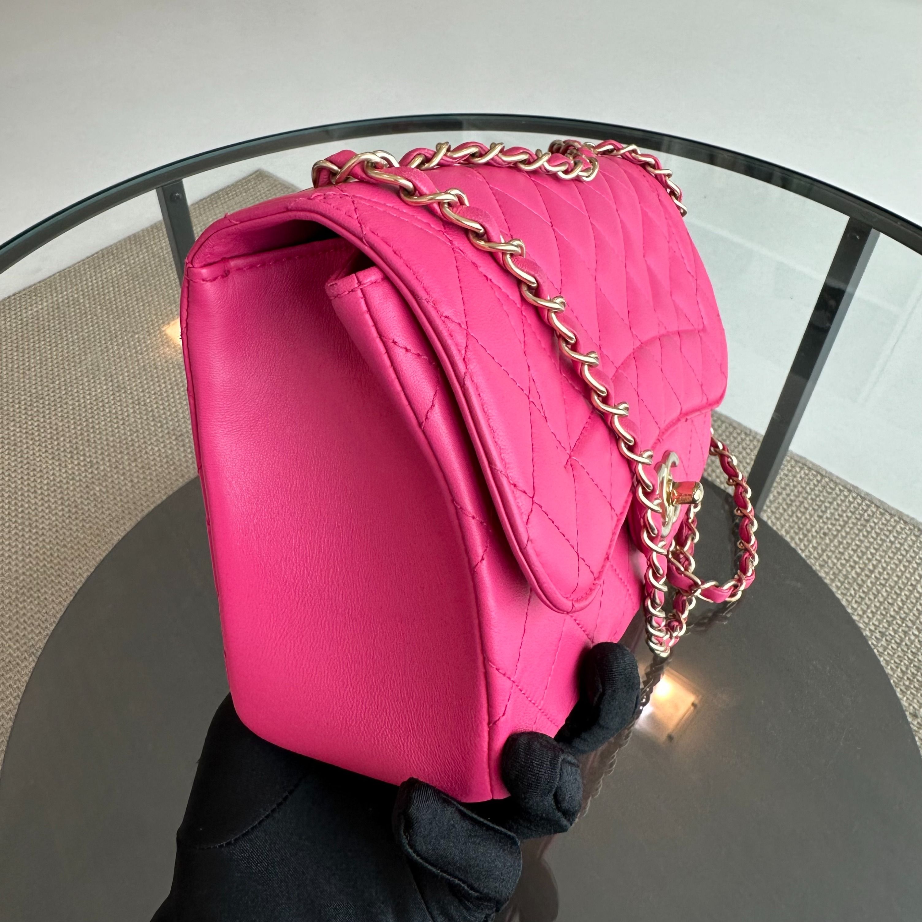 Chanel Mademoiselle Medium 25CM Lambskin Chic Fuchsia GHW No 21 - Luxury Evermore