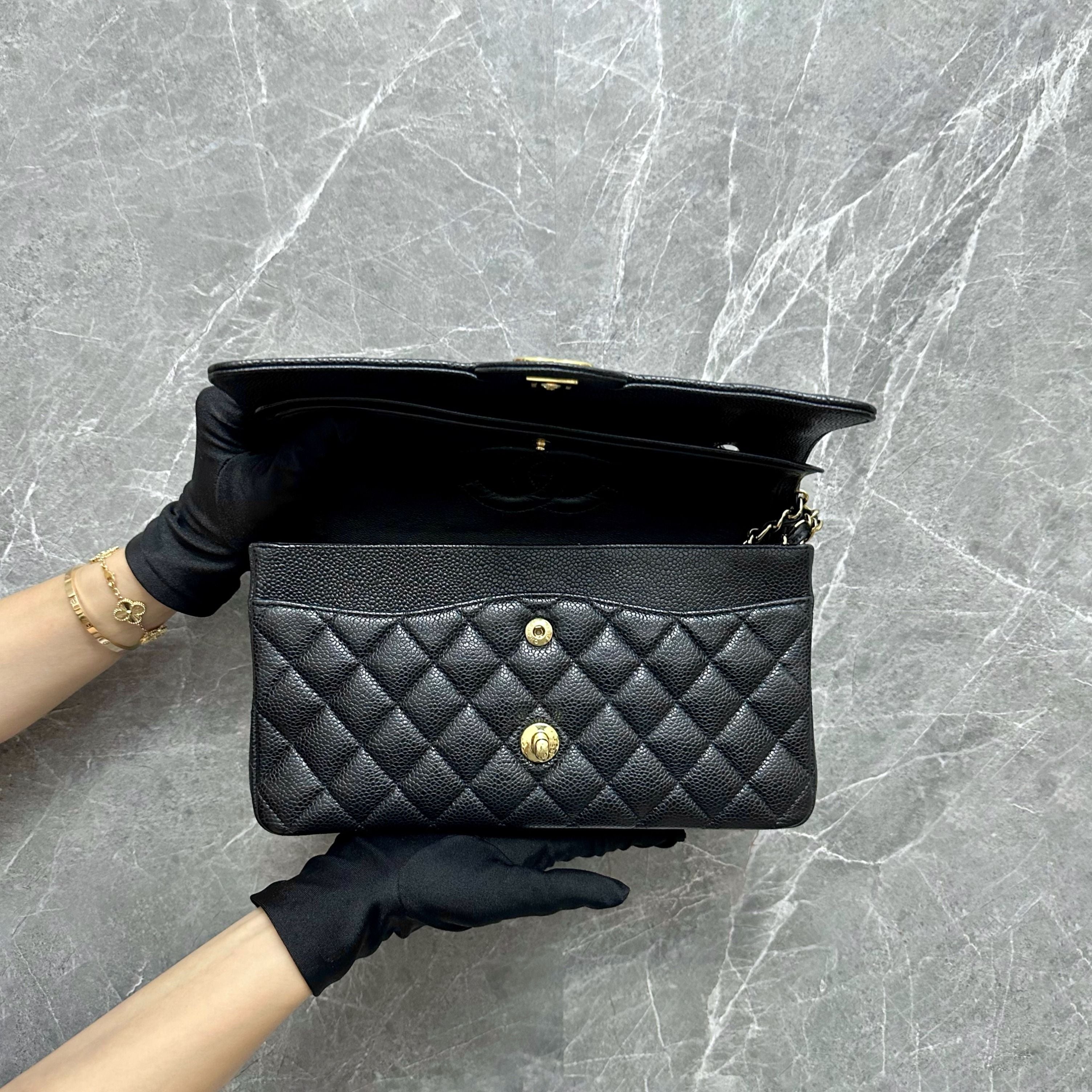 Chanel Medium Caviar Classic Flap Black GHW No 13 - Luxury Evermore