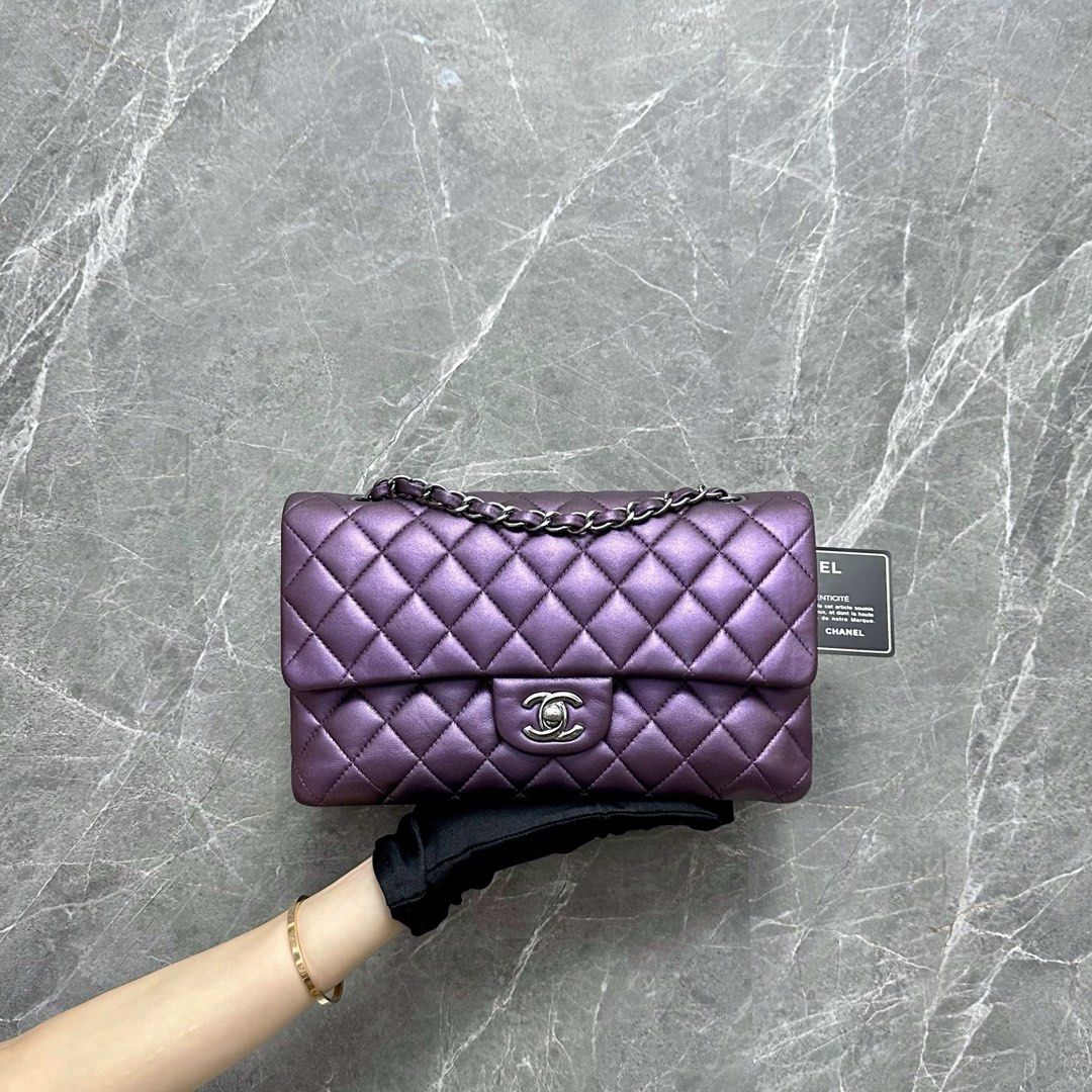 Chanel Medium Classic Double Flap Iridescent Lambskin Purple No 24 - Luxury Evermore