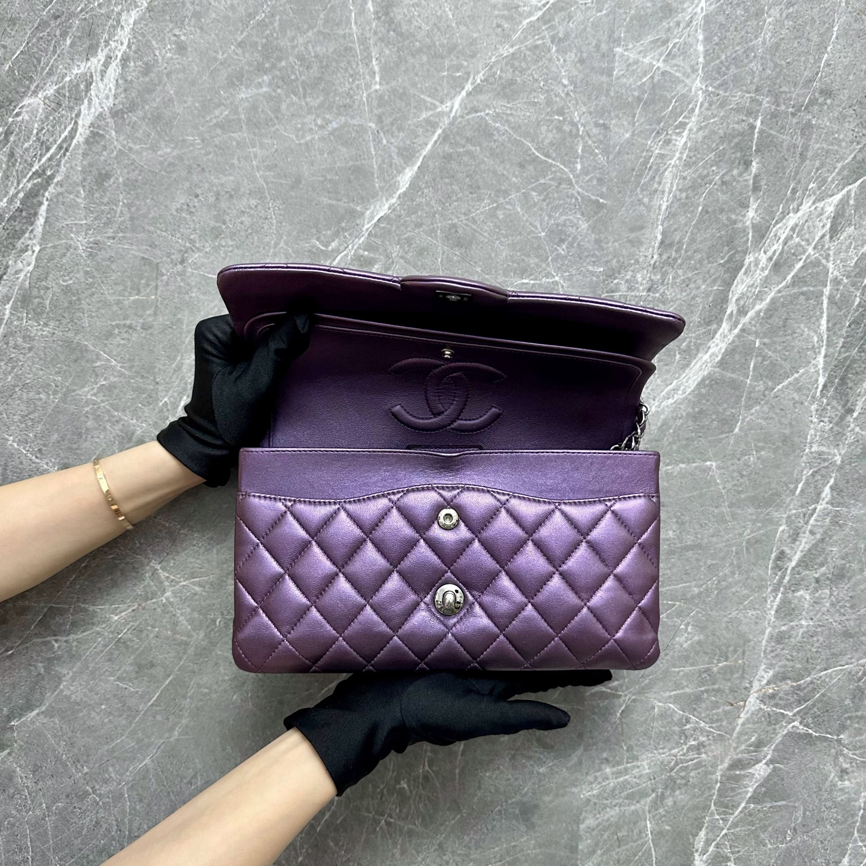 Chanel Medium Classic Double Flap Iridescent Lambskin Purple No 24 - Luxury Evermore