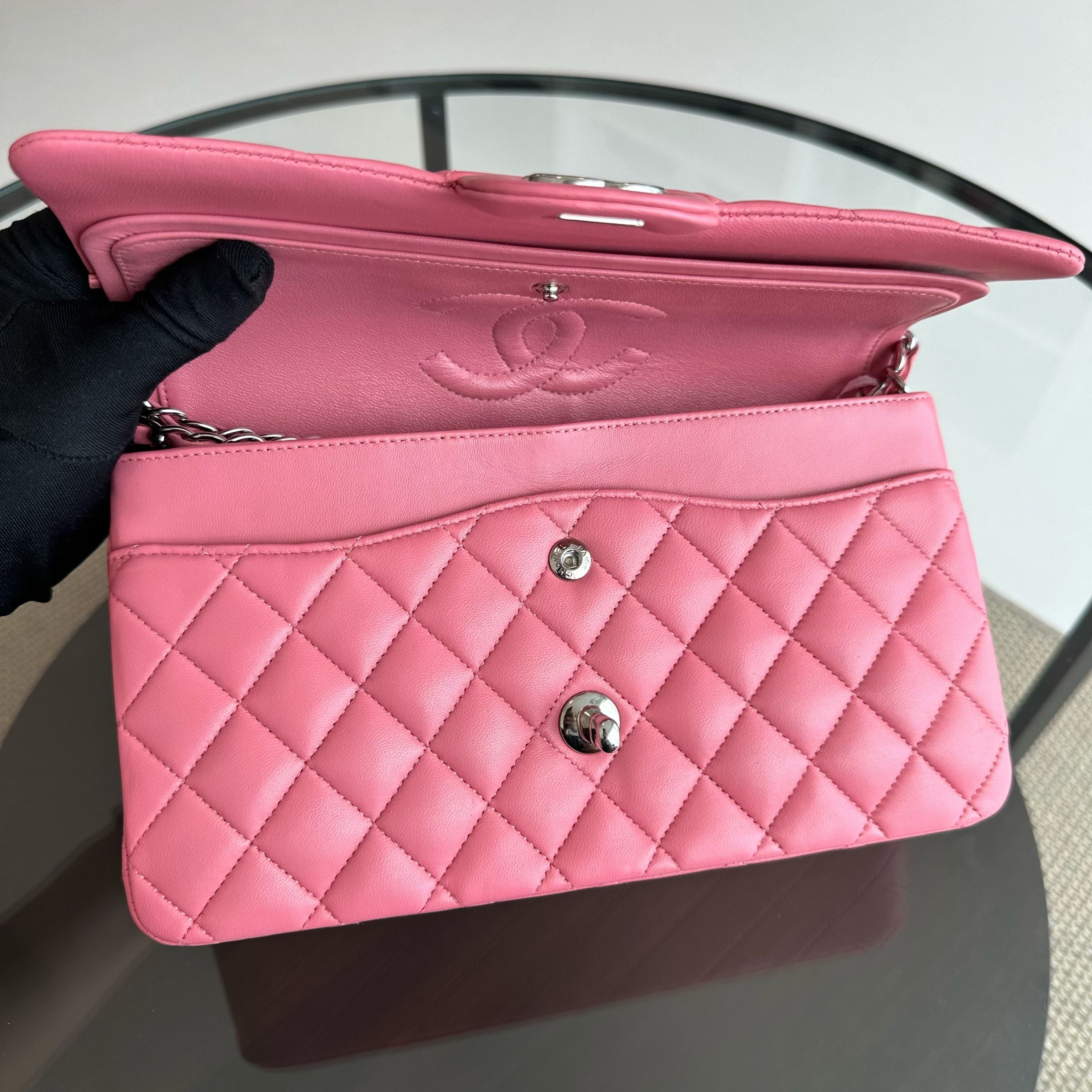 Chanel Medium Classic Flap 25CM Quilted Lambskin Sakura Pink SHW No 18 - Luxury Evermore