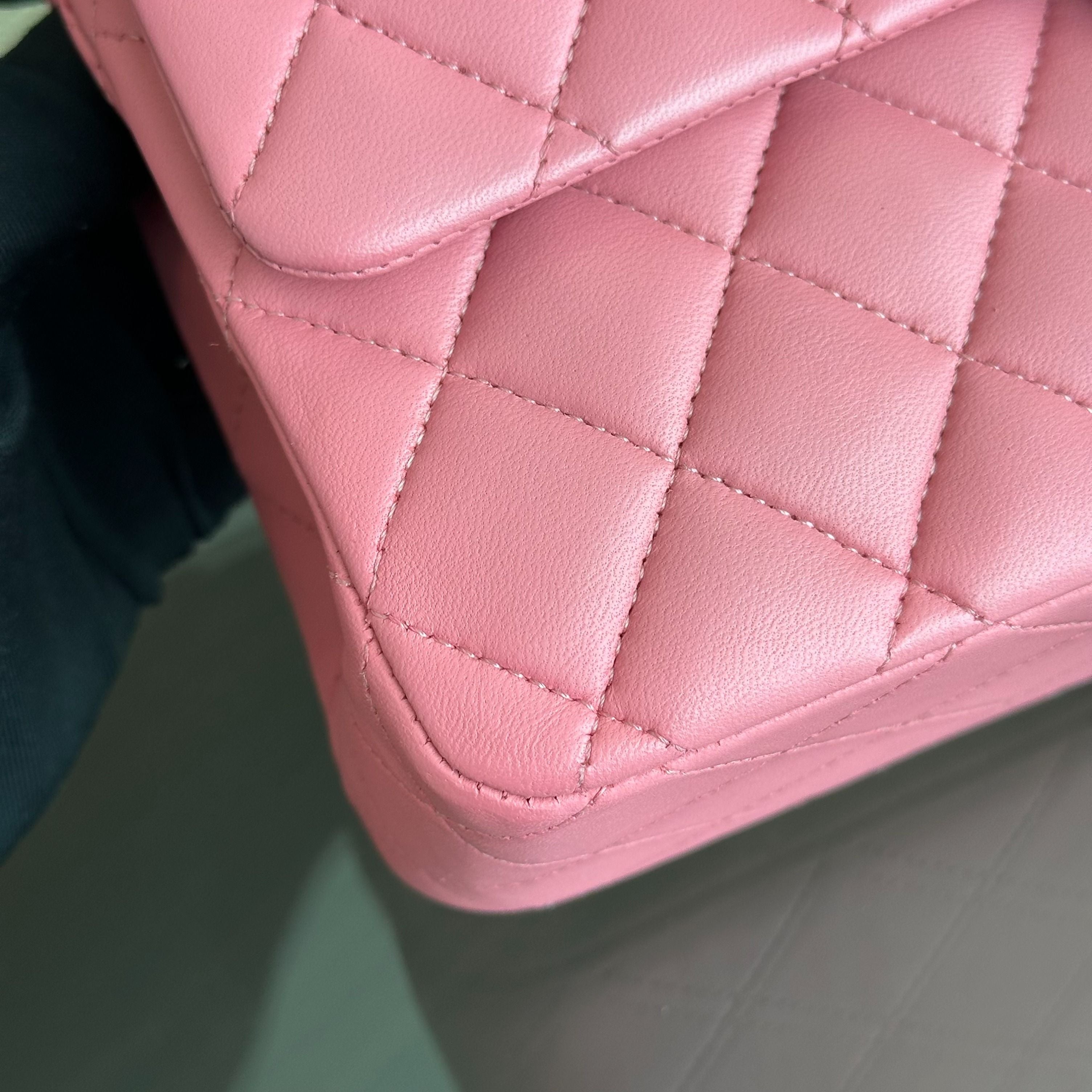 Chanel Medium Classic Flap 25CM Quilted Lambskin Sakura Pink SHW No 18 - Luxury Evermore