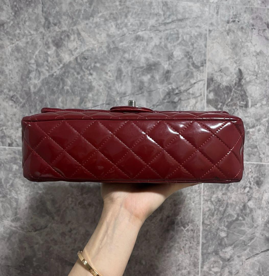 Chanel Medium Classic Flap Patent Leather Burgundy No 14 - Luxury Evermore