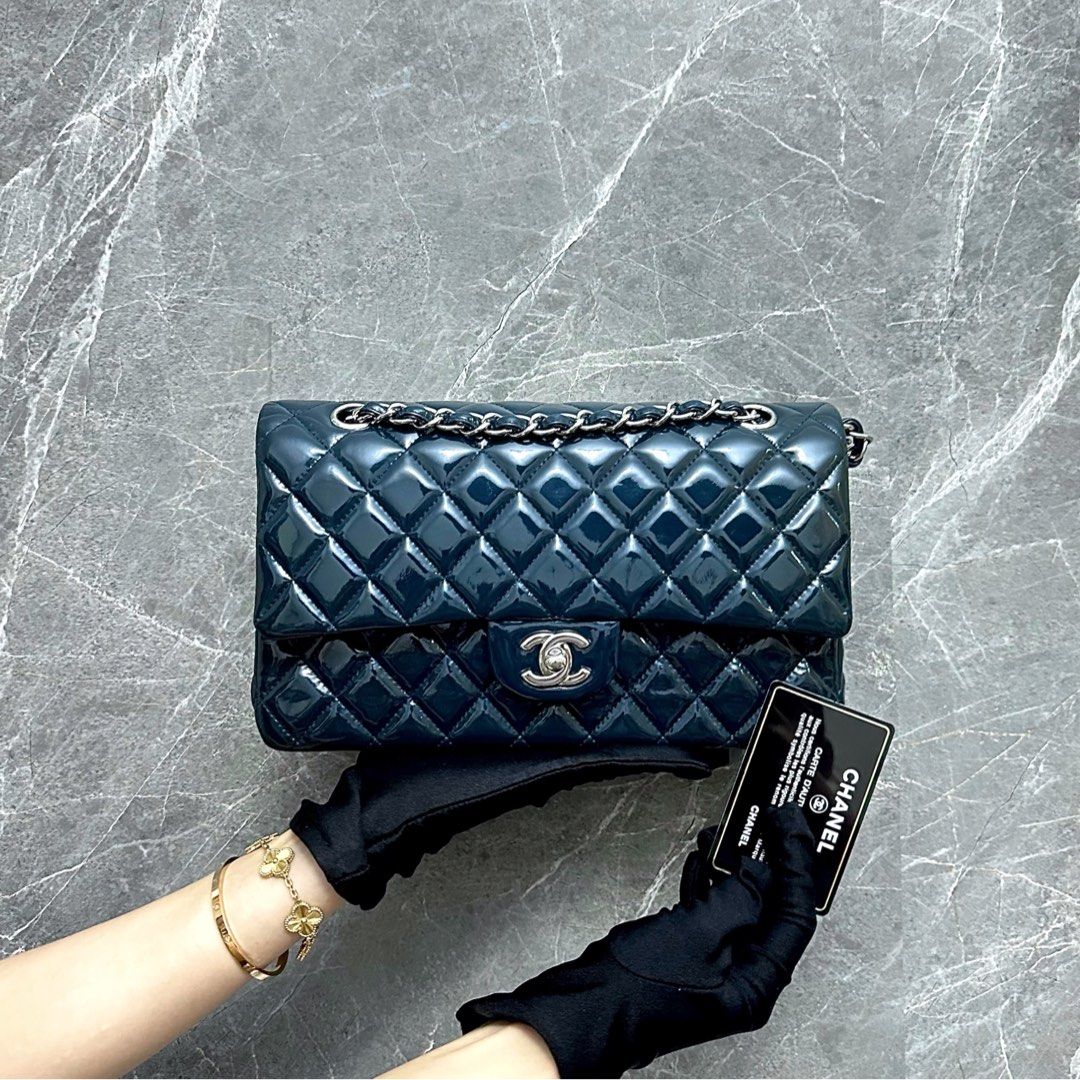 Chanel Medium Classic Flap Patent Leather Dark Blue SHW No 17 - Luxury Evermore