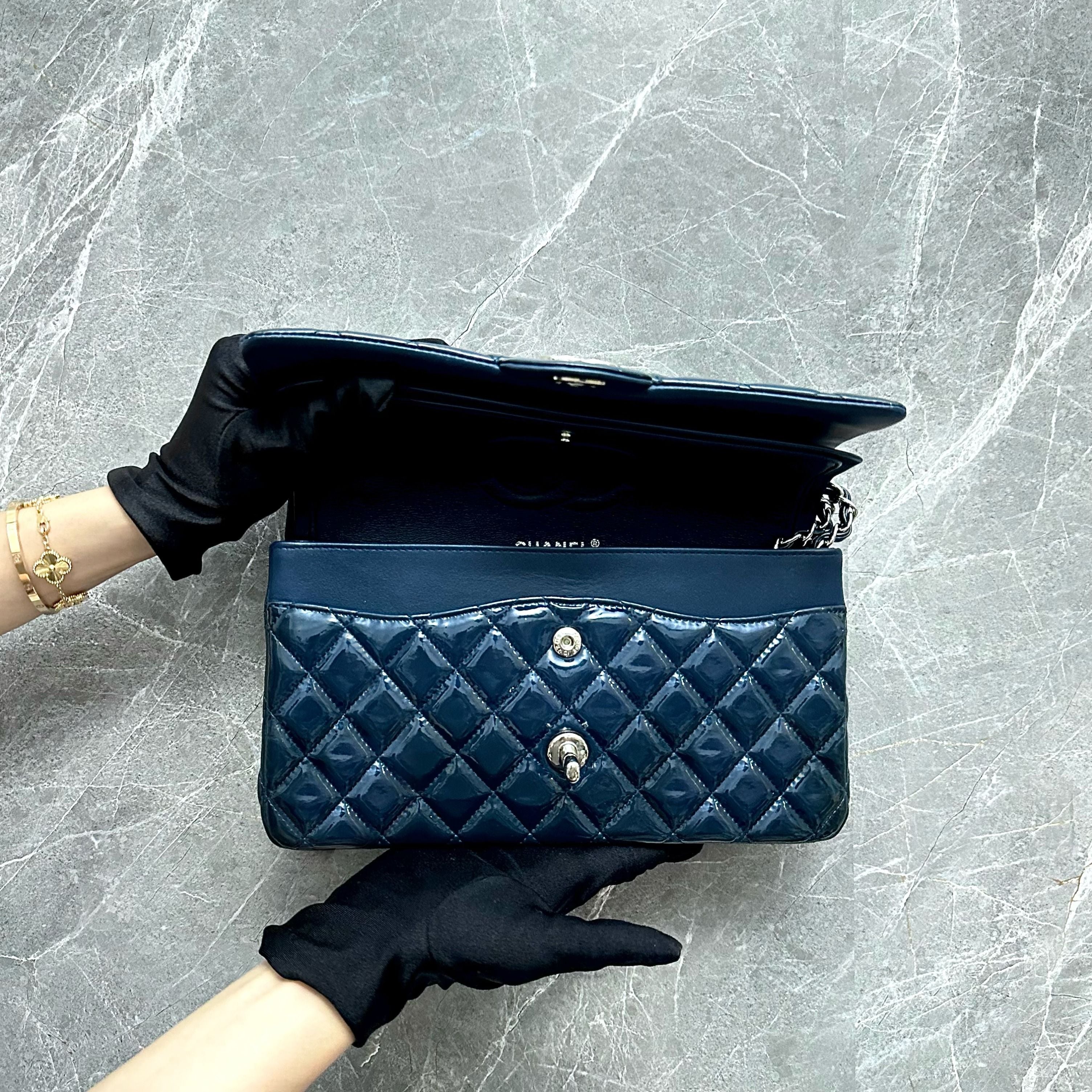 Chanel Medium Classic Flap Patent Leather Dark Blue SHW No 17 - Luxury Evermore