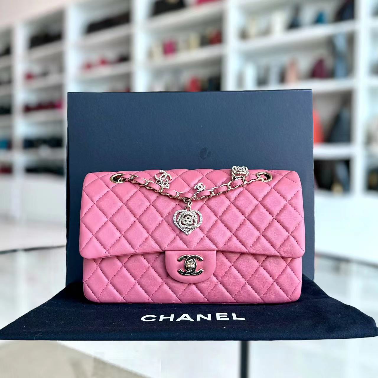 Chanel Medium Classic Flap Valentine Crystal Heart Limited Edition Pink LGHW No 19 - Luxury Evermore