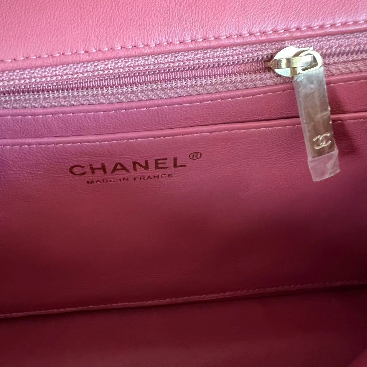 Chanel Medium Classic Flap Valentine Crystal Heart Limited Edition Pink LGHW No 19 - Luxury Evermore