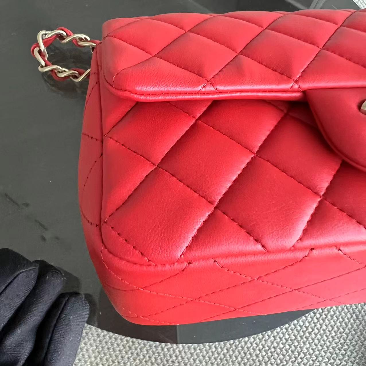 Chanel Mini Rectangular Classic Flap 20CM Quilted Lambskin Red Golden Hardware Series 17 - Luxury Evermore