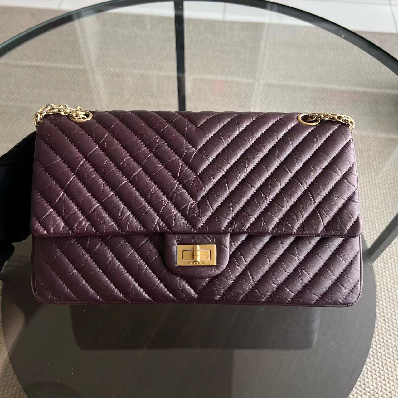 Chanel Reissue 2.55 226 28CM Medium Chevron Calfskin Burgundy GHW No 23 - Luxury Evermore