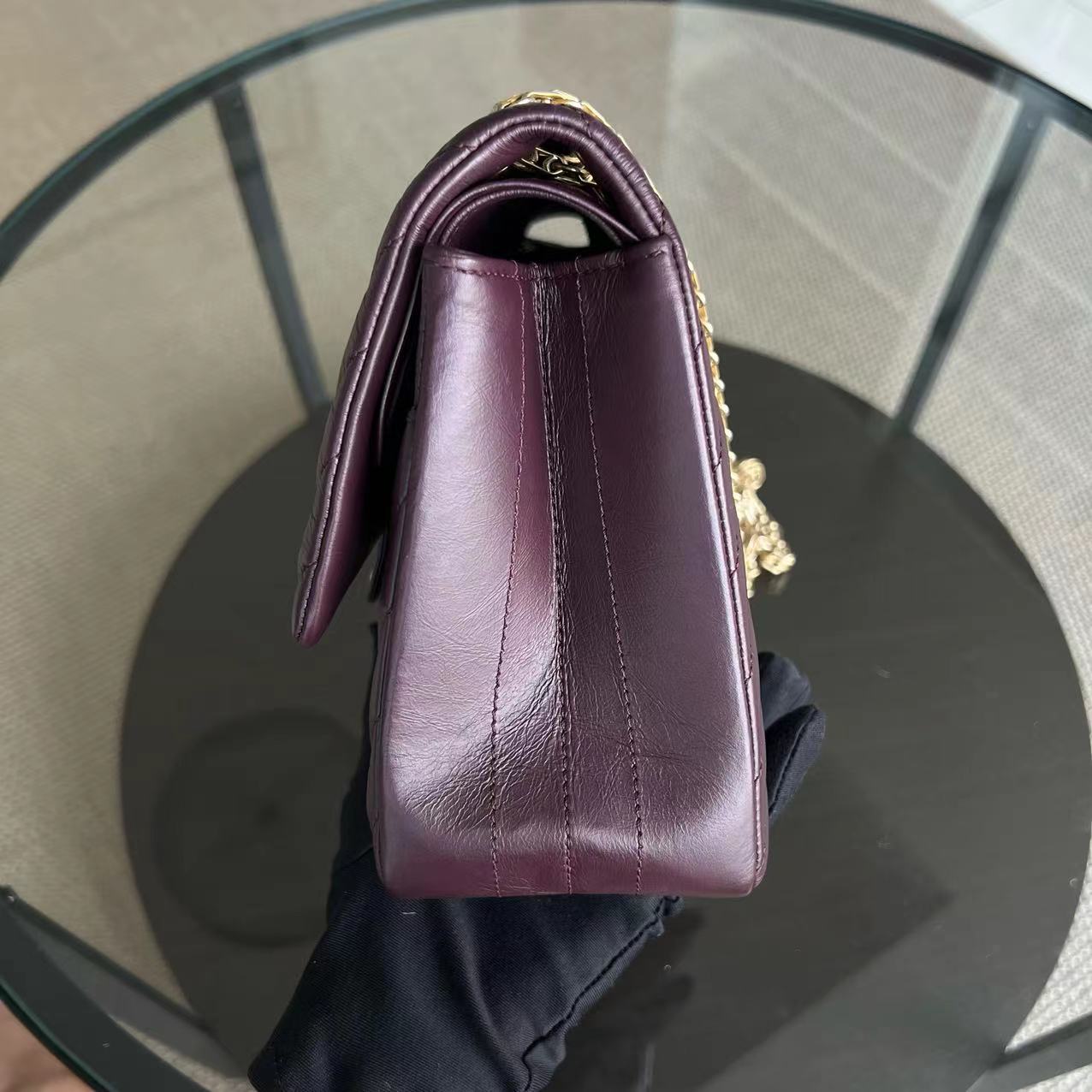 Chanel Reissue 2.55 226 28CM Medium Chevron Calfskin Burgundy GHW No 23 - Luxury Evermore