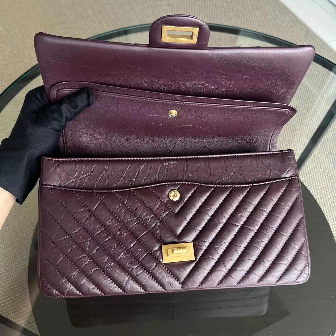 Chanel Reissue 2.55 226 28CM Medium Chevron Calfskin Burgundy GHW No 23 - Luxury Evermore