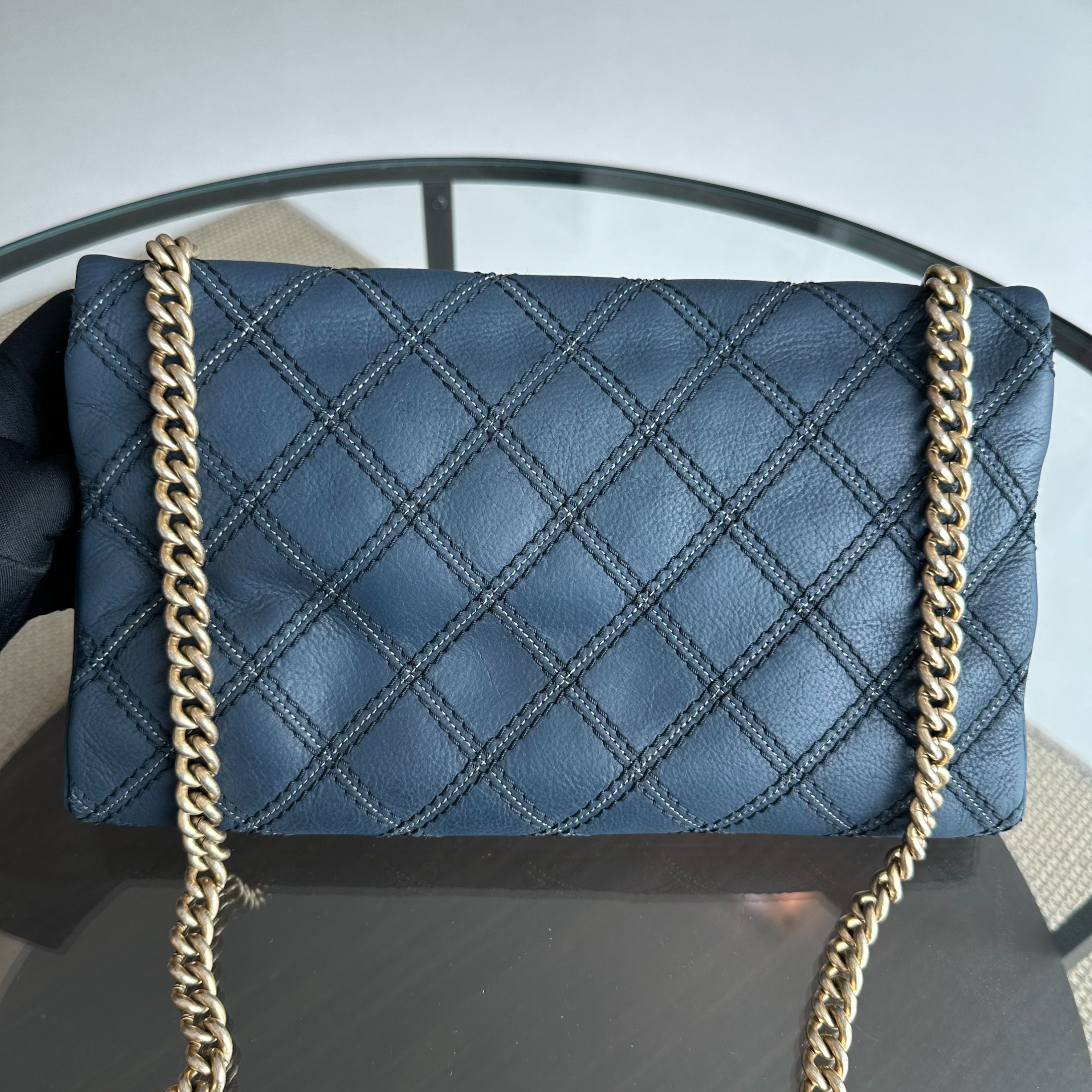 Chanel Seasonal Flap Iridescent Stitch Quilted Leather Bag Navy Blue GHW No 19 - Luxury Evermore