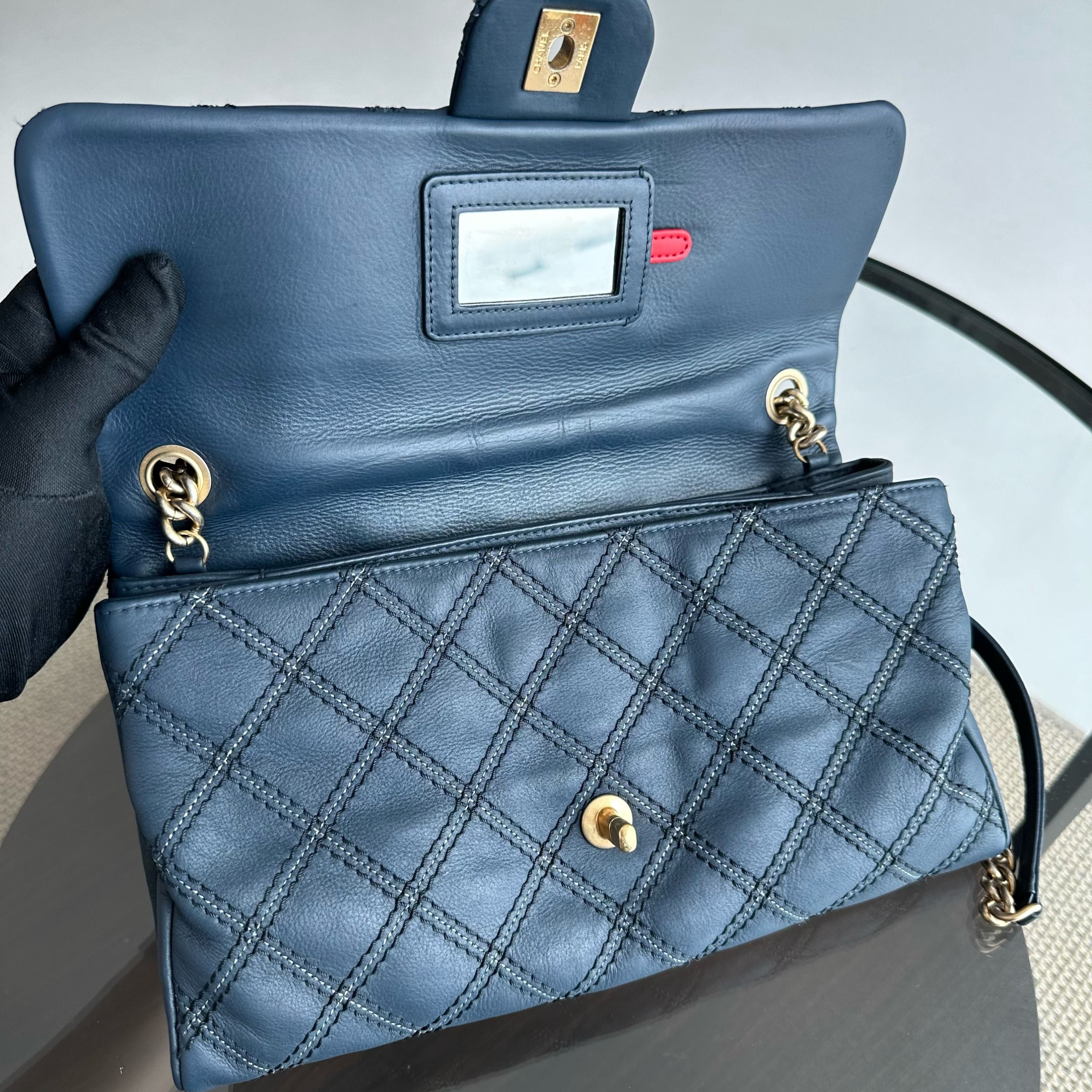 Chanel Seasonal Flap Iridescent Stitch Quilted Leather Bag Navy Blue GHW No 19 - Luxury Evermore