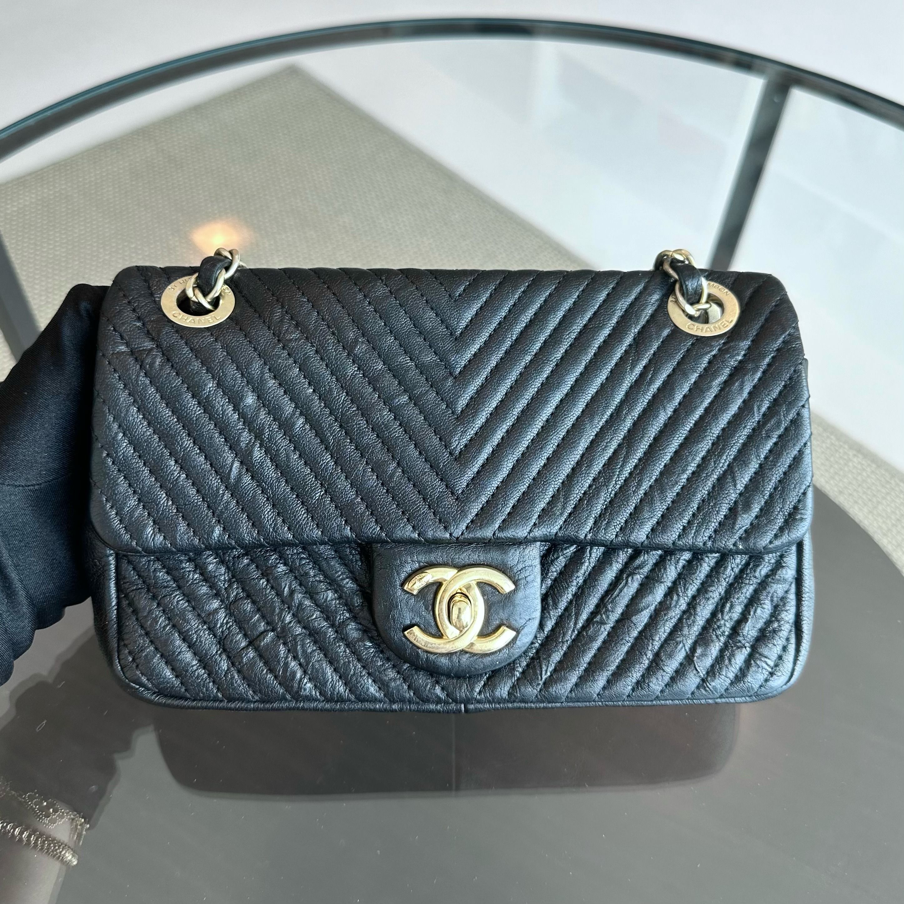 Chanel Surpique CC Herringbone Medallion Flap Chevron Goatskin Black GHW No 21 - Luxury Evermore