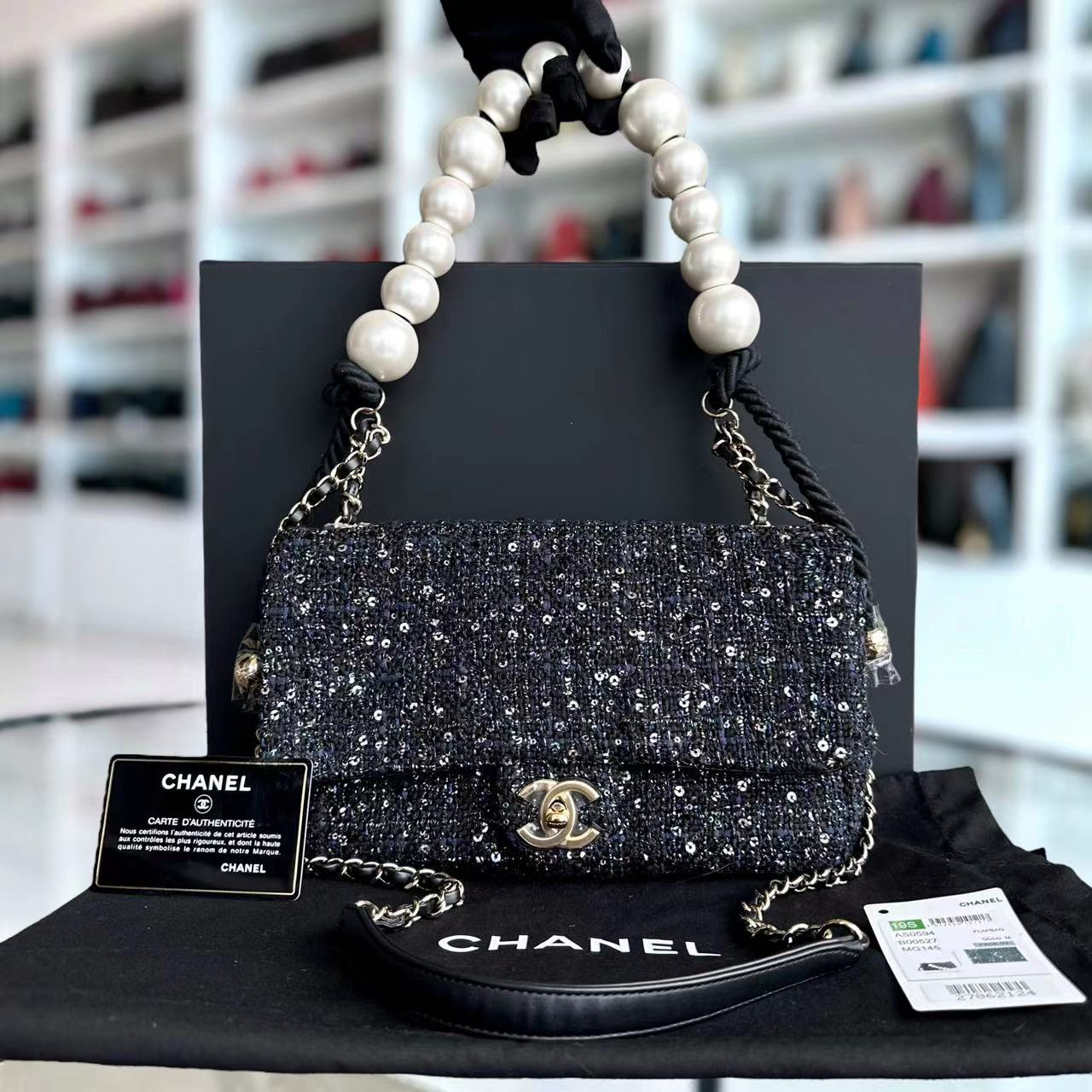 Chanel Tweed Medium Pearl Chic Handle Classic Seasonal Flap Black GHW No 27 - Luxury Evermore