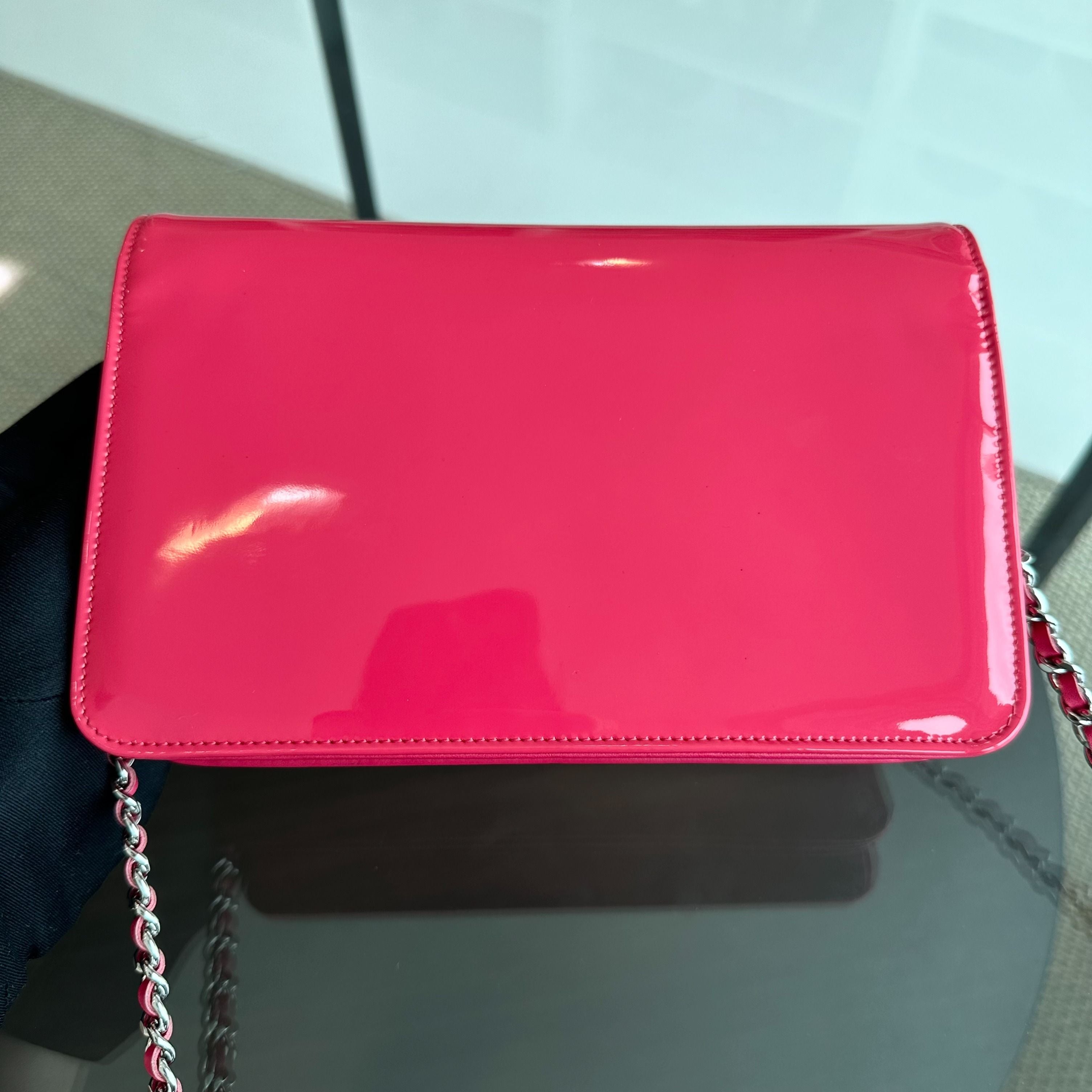 Chanel WOC Wallet On Chain CC Patent Leather Pink No 17 - Luxury Evermore