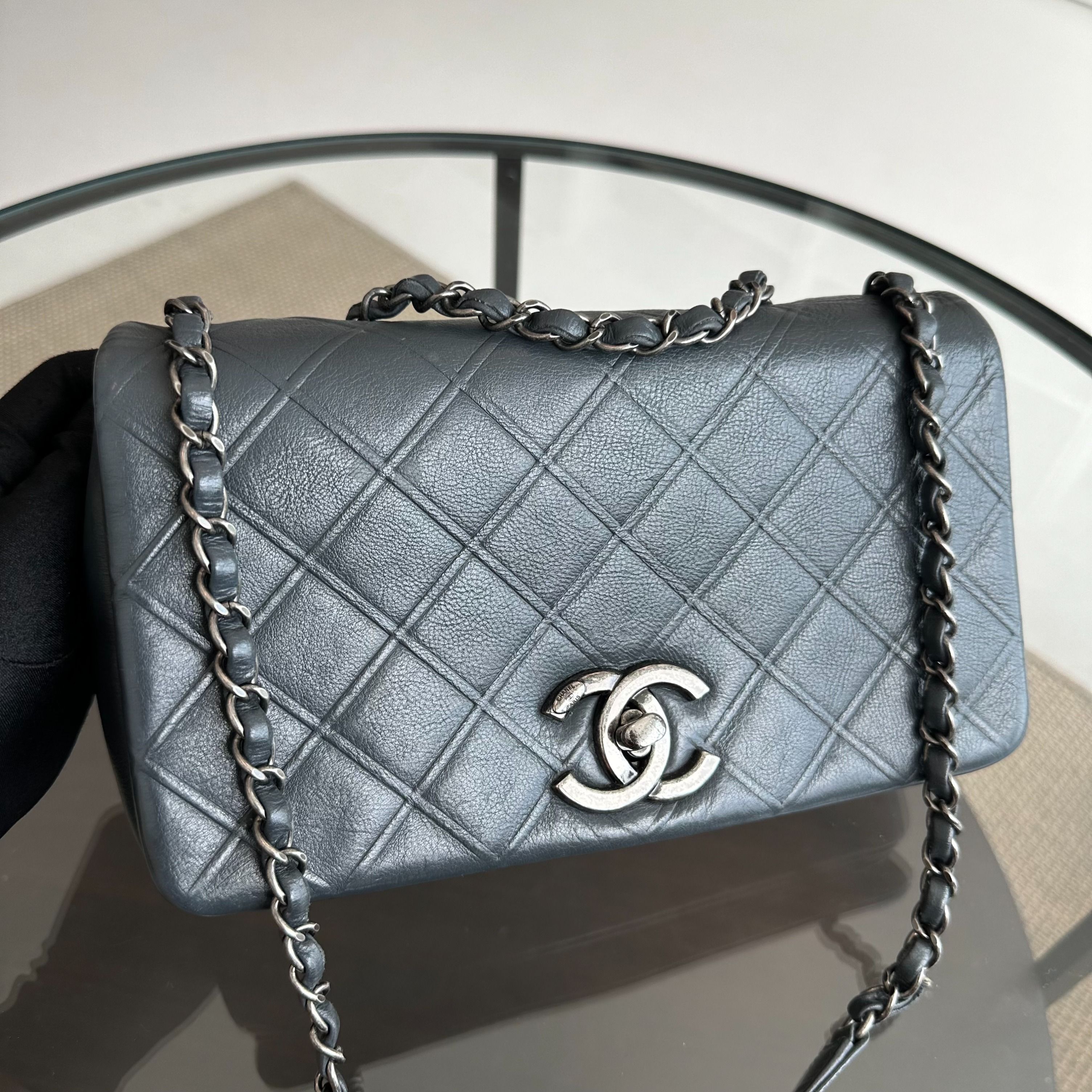 Chanel Calfskin Diamond Embossed New Chic Flap Dark Blue No 18