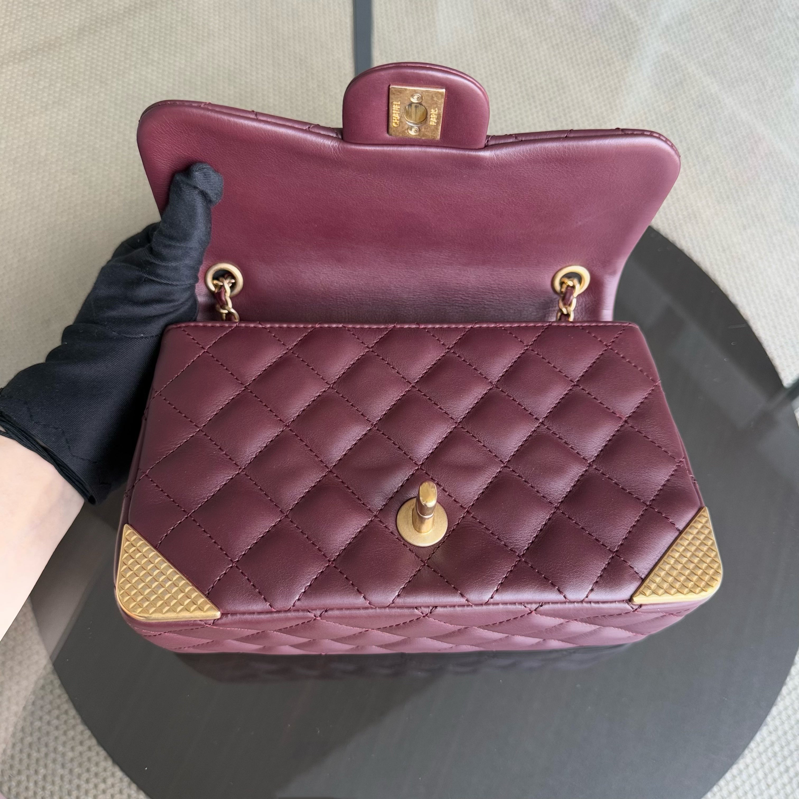 Chanel Rock The Corner Flap Small - 20CM Quilted Calfskin Burgundy Gold Hardware Series 24