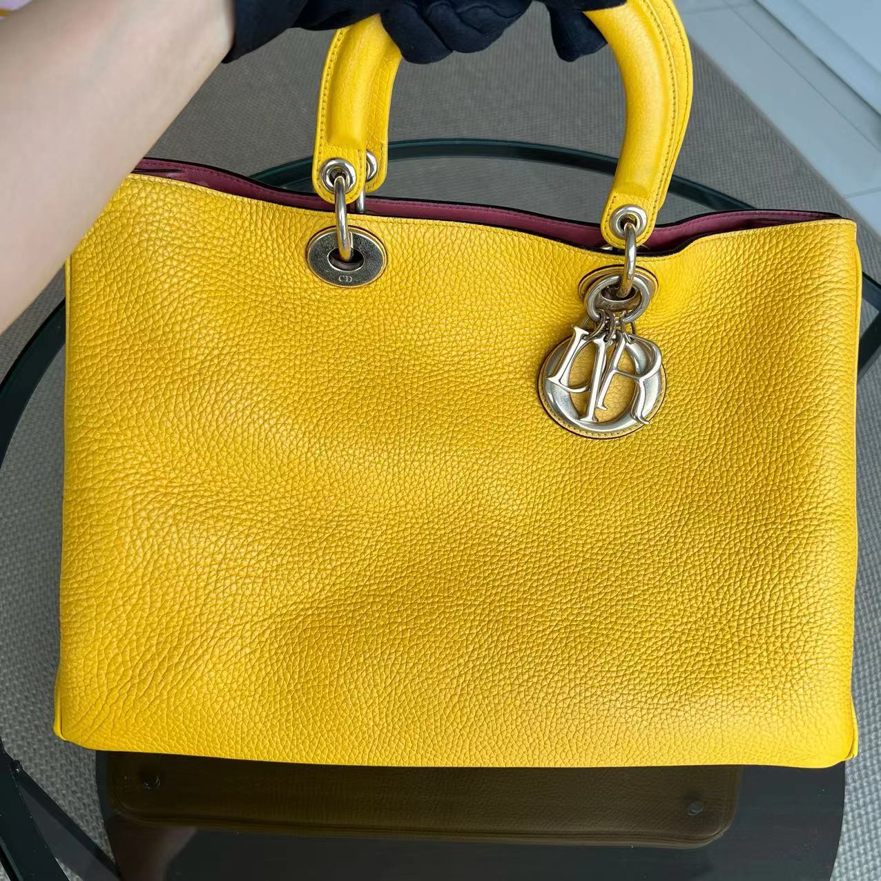 Dior Diorissimo Medium 31CM Grained Calfskin Yellow GHW - Luxury Evermore