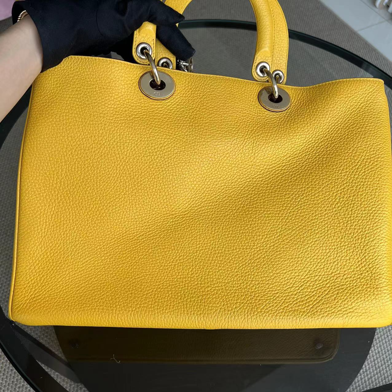 Dior Diorissimo Medium 31CM Grained Calfskin Yellow GHW - Luxury Evermore