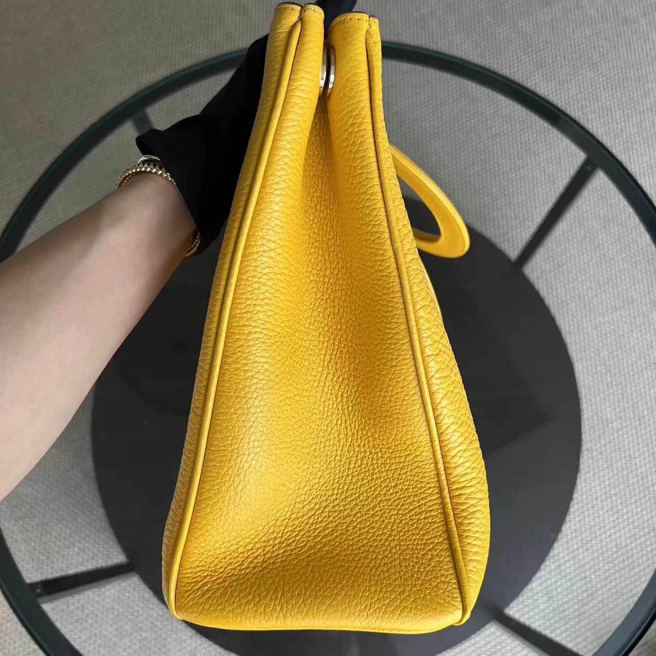 Dior Diorissimo Medium 31CM Grained Calfskin Yellow GHW - Luxury Evermore