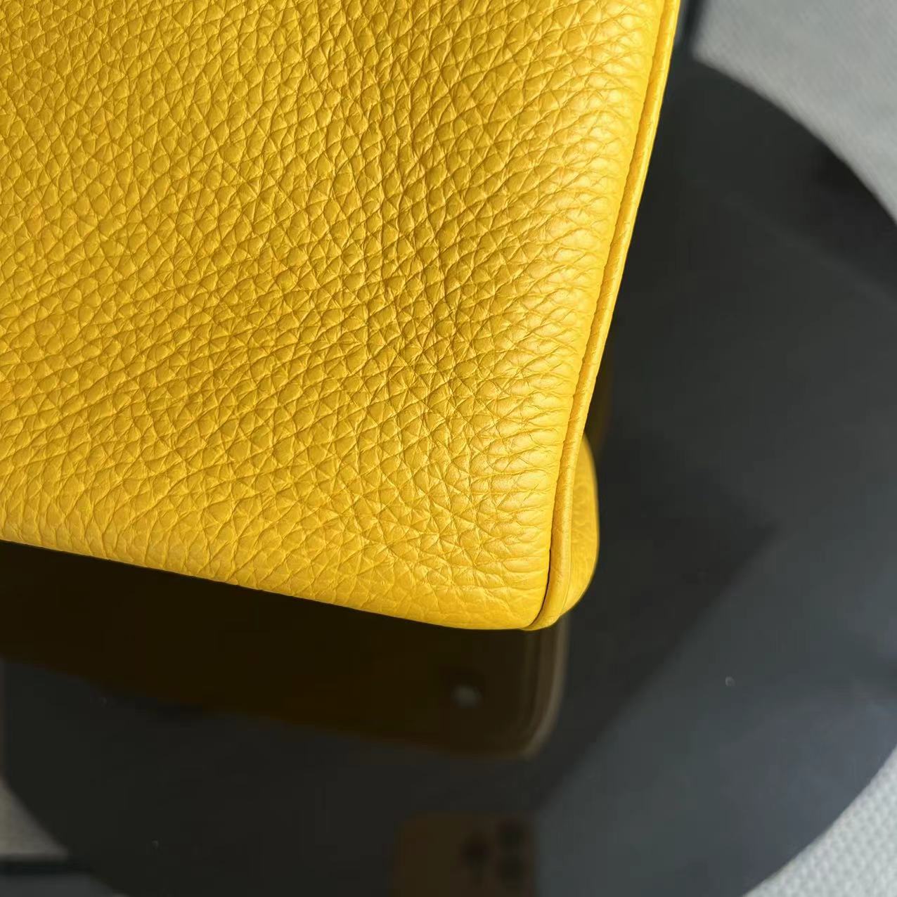 Dior Diorissimo Medium 31CM Grained Calfskin Yellow GHW - Luxury Evermore