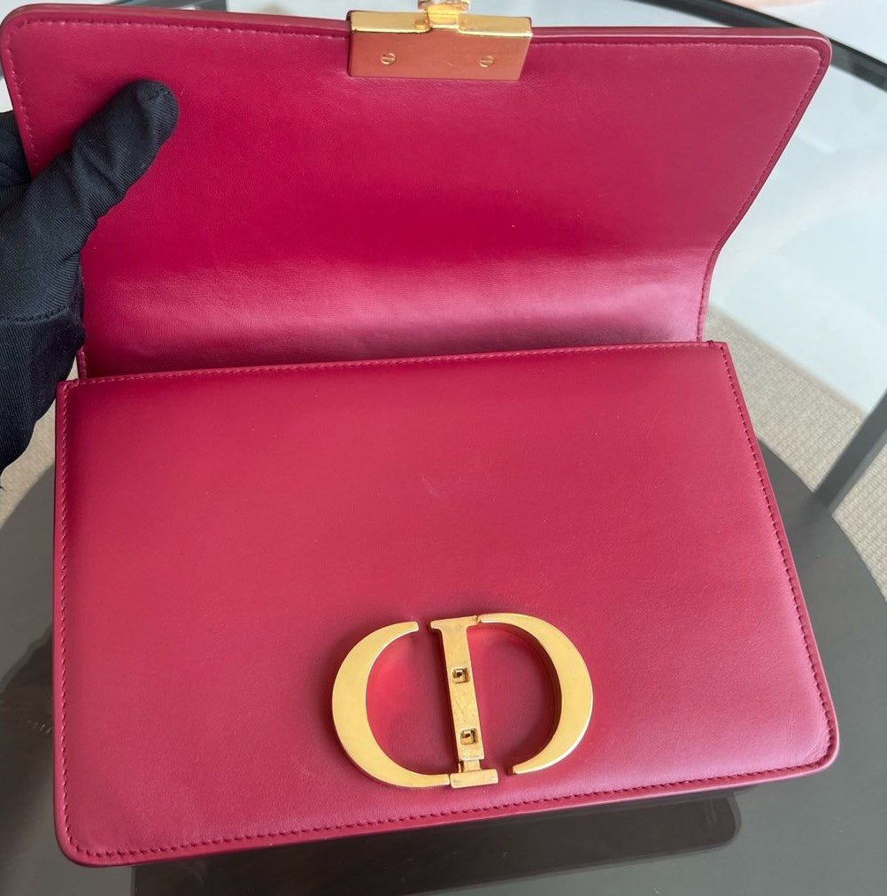 Dior Montaigne 30 Calfskin Medium Red Shoulder Bag GHW - Luxury Evermore