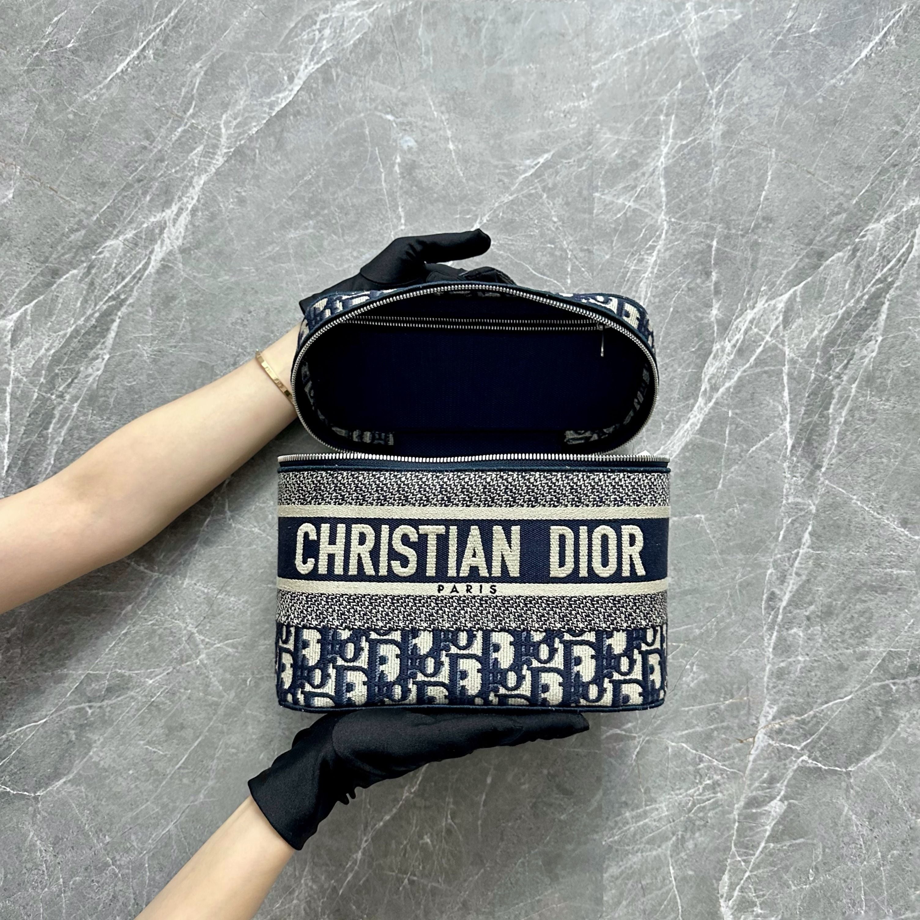 Dior Travel Vanity Case Blue Oblique Embroidery - Luxury Evermore