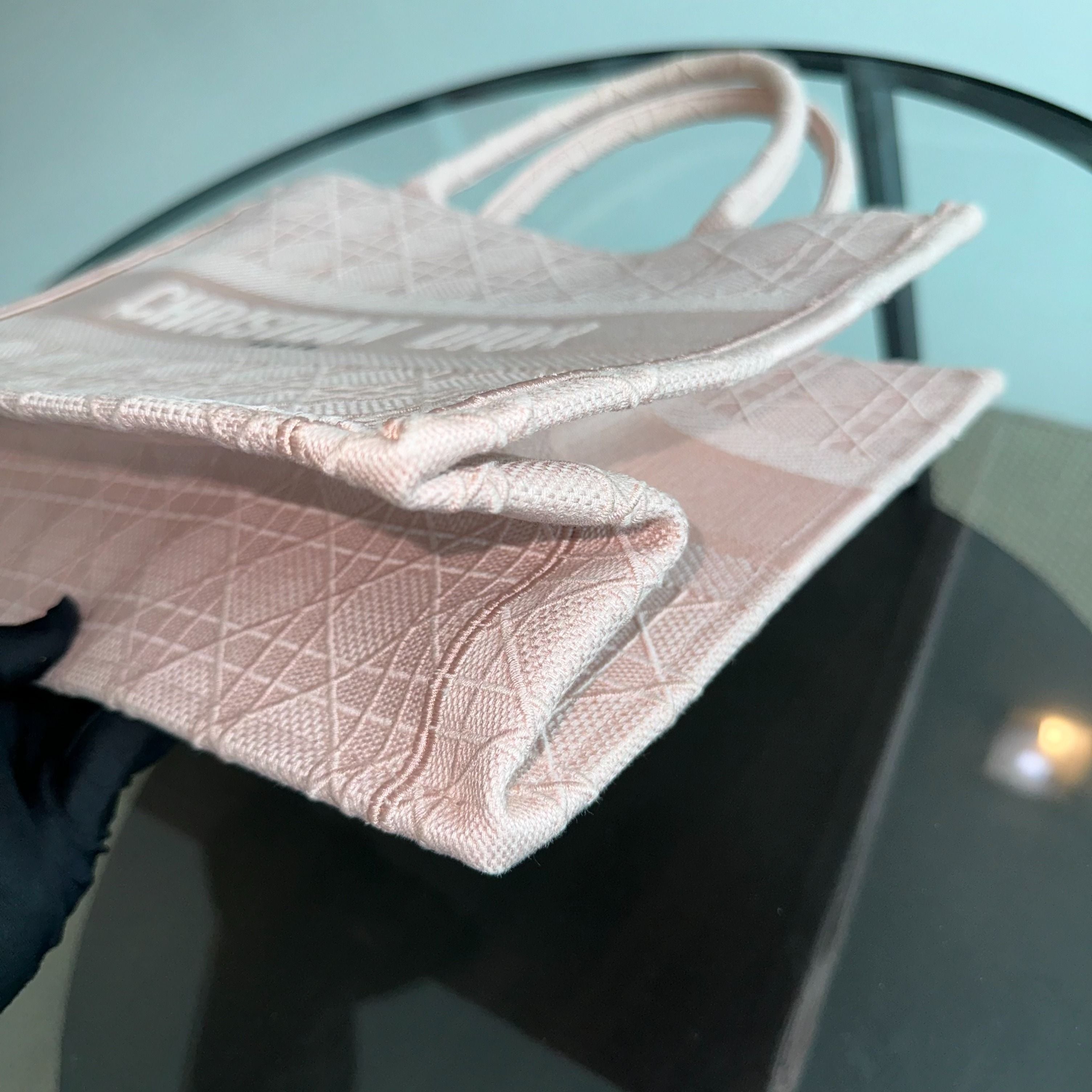 Book Tote Medium Light Pink