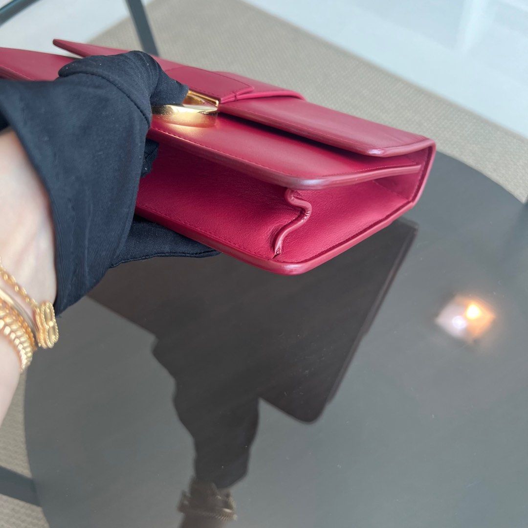Dior Montaigne 30 Calfskin Medium Red Shoulder Bag GHW