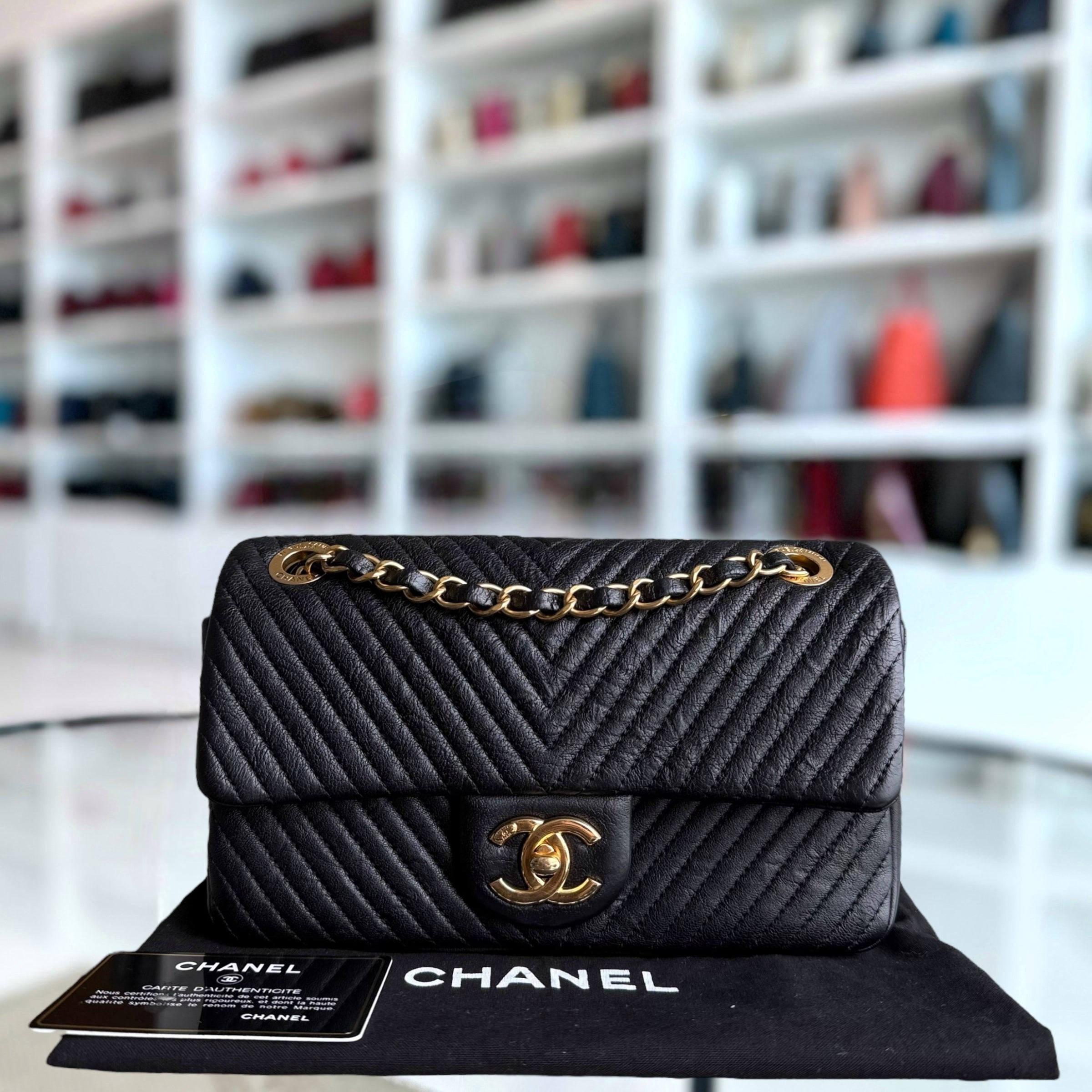 Chanel Seasonal Flap Herringbone - 23CM Calfskin Chevron Black Series 22