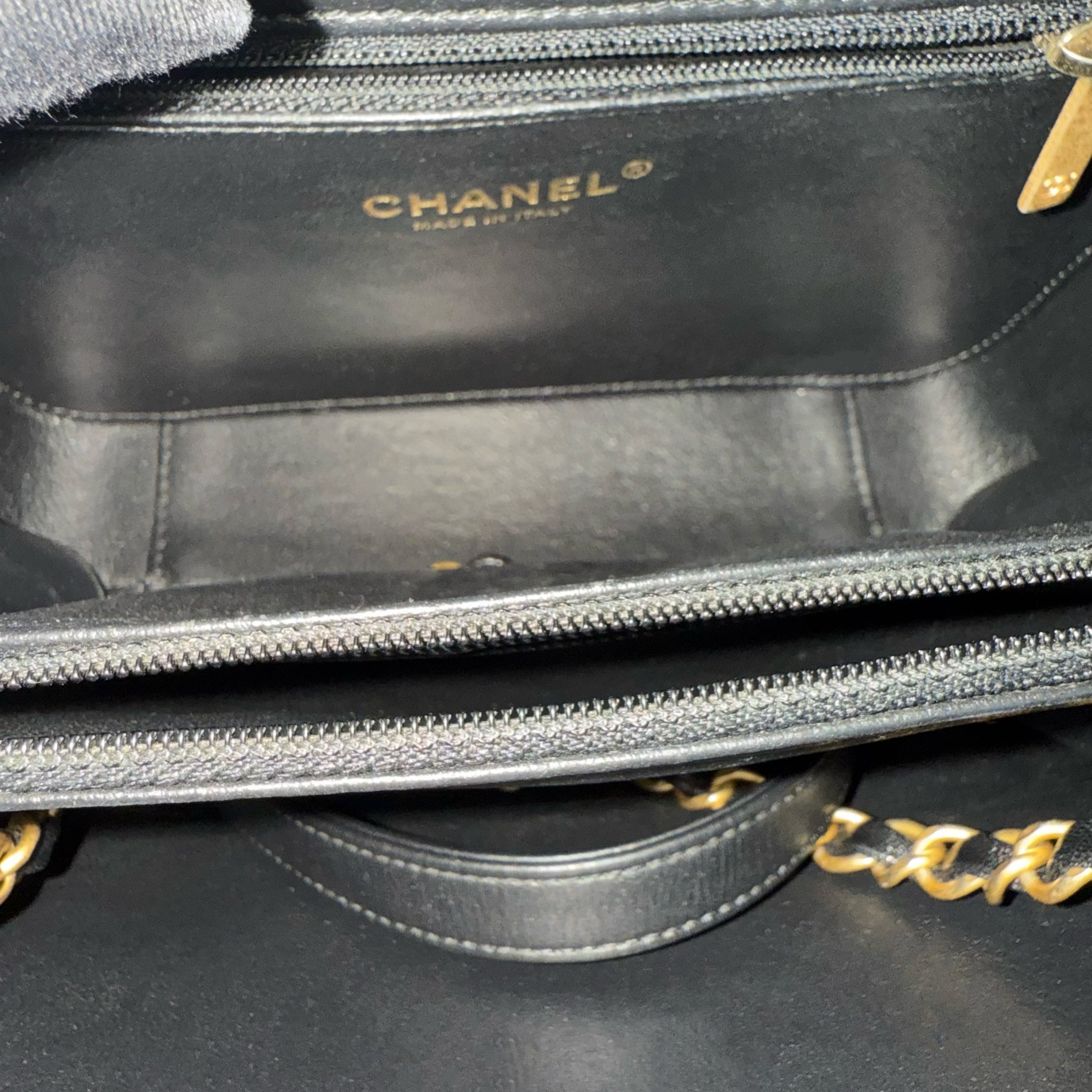 Chanel Vanity Case Medium - Caivar Quilted Dark Blue Gold Hardware Series 26