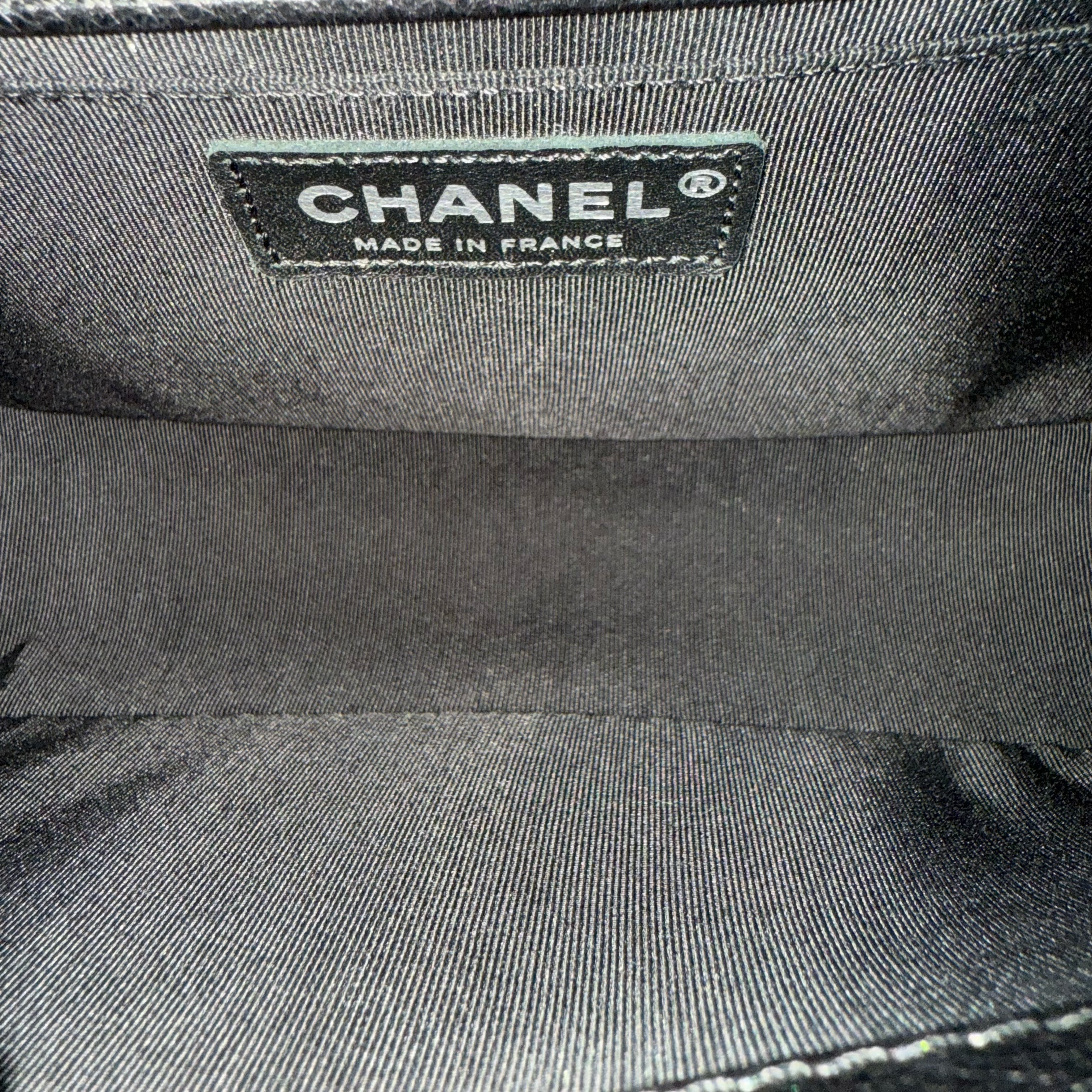 Chanel Boy Medium - 25CM Quilted Grained Calfskin Black Ruthenium Silver Hardware Series 18