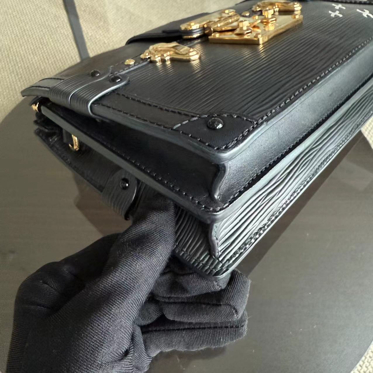 Louis Vuitton Trunk Clutch - EPI Leather Black Gold Hardware