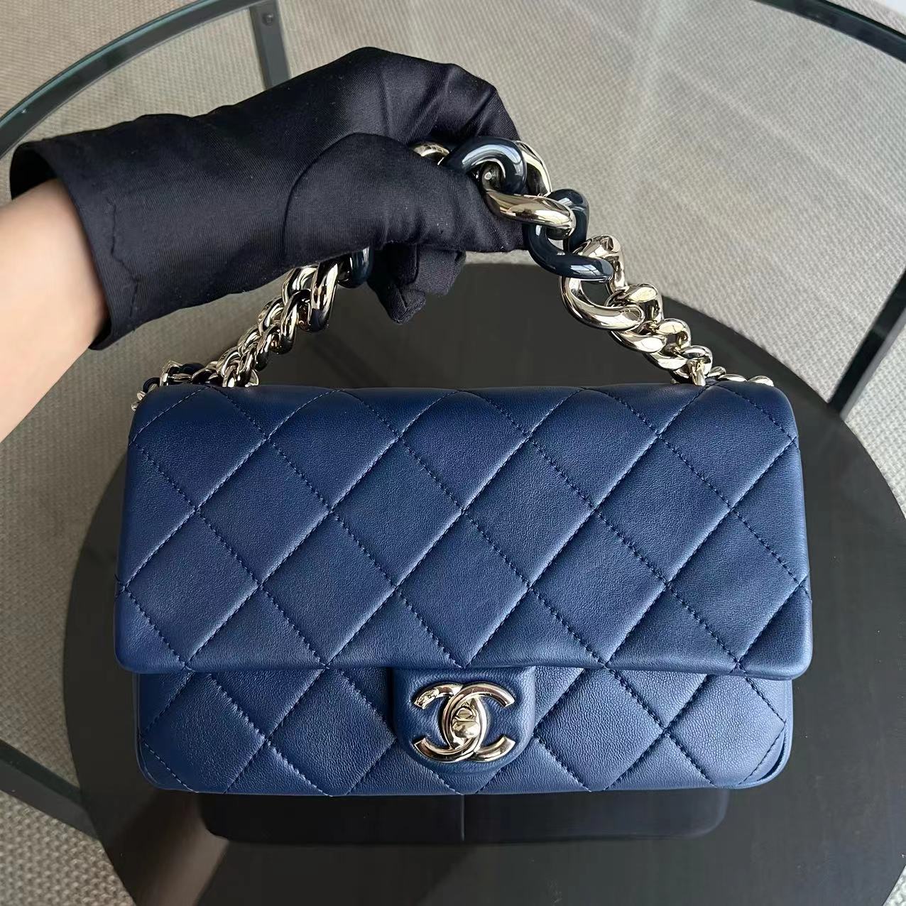 Chanel 2020 Elegant Resin Chain Classic Flap Quilted Lambskin Dark Blue Two-Tone Golden Hardware No 29