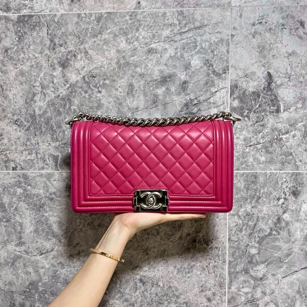 [Entrupy Certified]Chanel Boy Medium Lambskin Pink SHW No 24 - Luxury Evermore