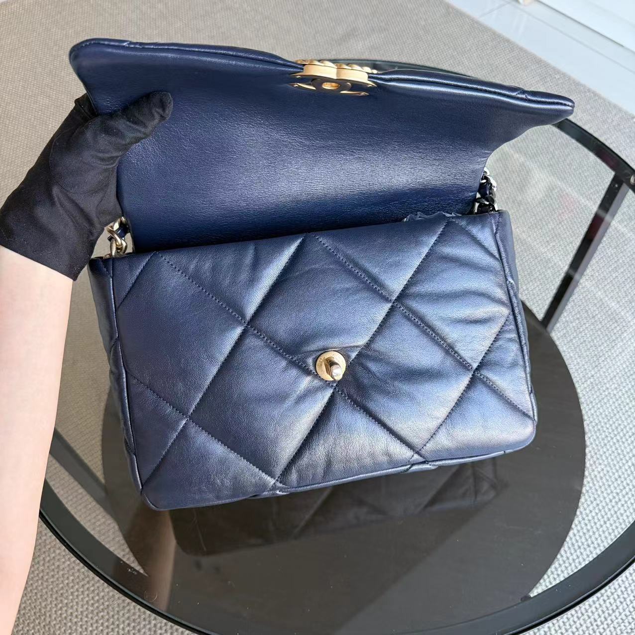 Chanel 19 Medium - C19 Quilted Goatskin Dark Navy Blue Shoulder Bag Two-tone Hardware Series 29