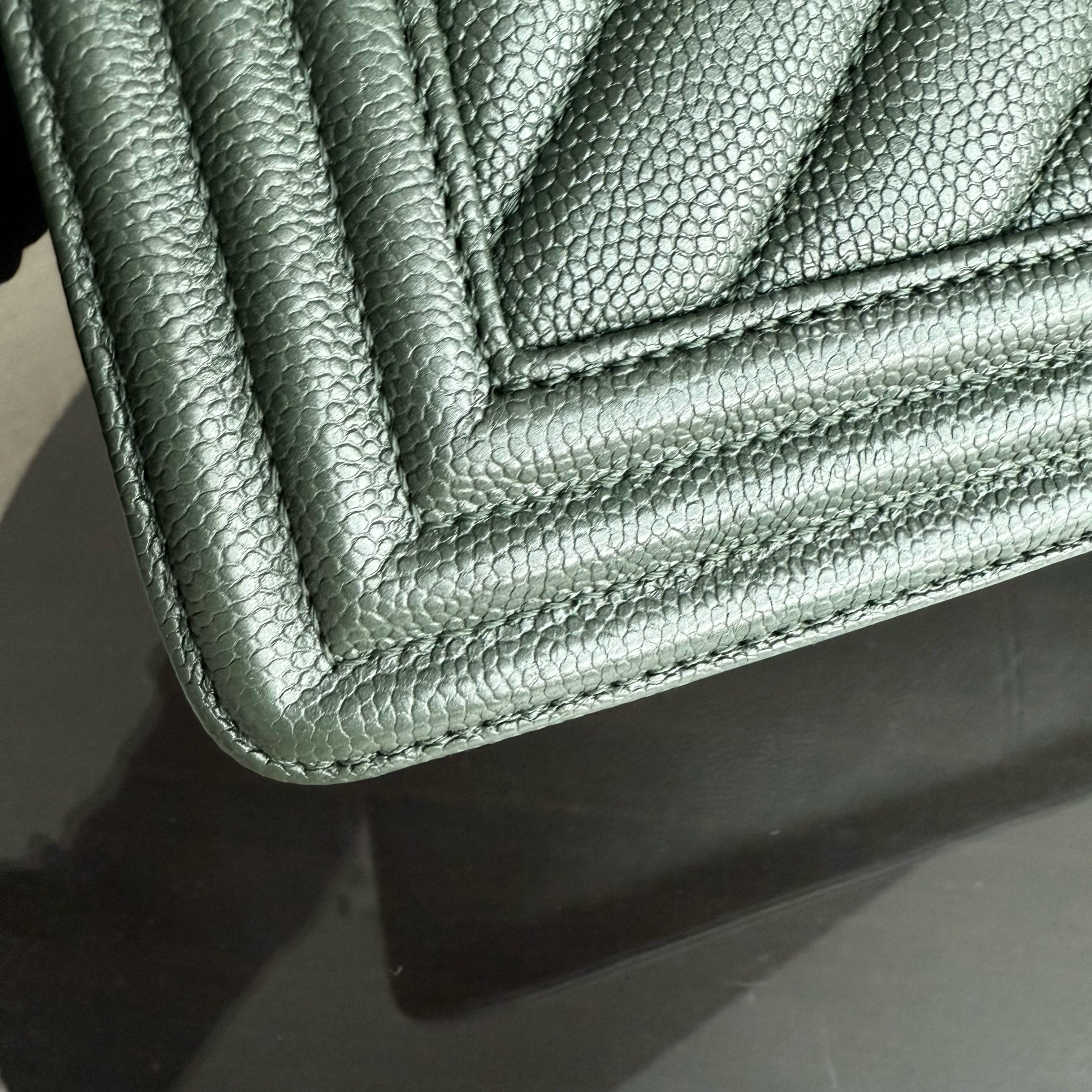 Chanel Boy Medium - Caviar 25CM Chevron Dark Green Ruthenium Silver Hardware Series 26