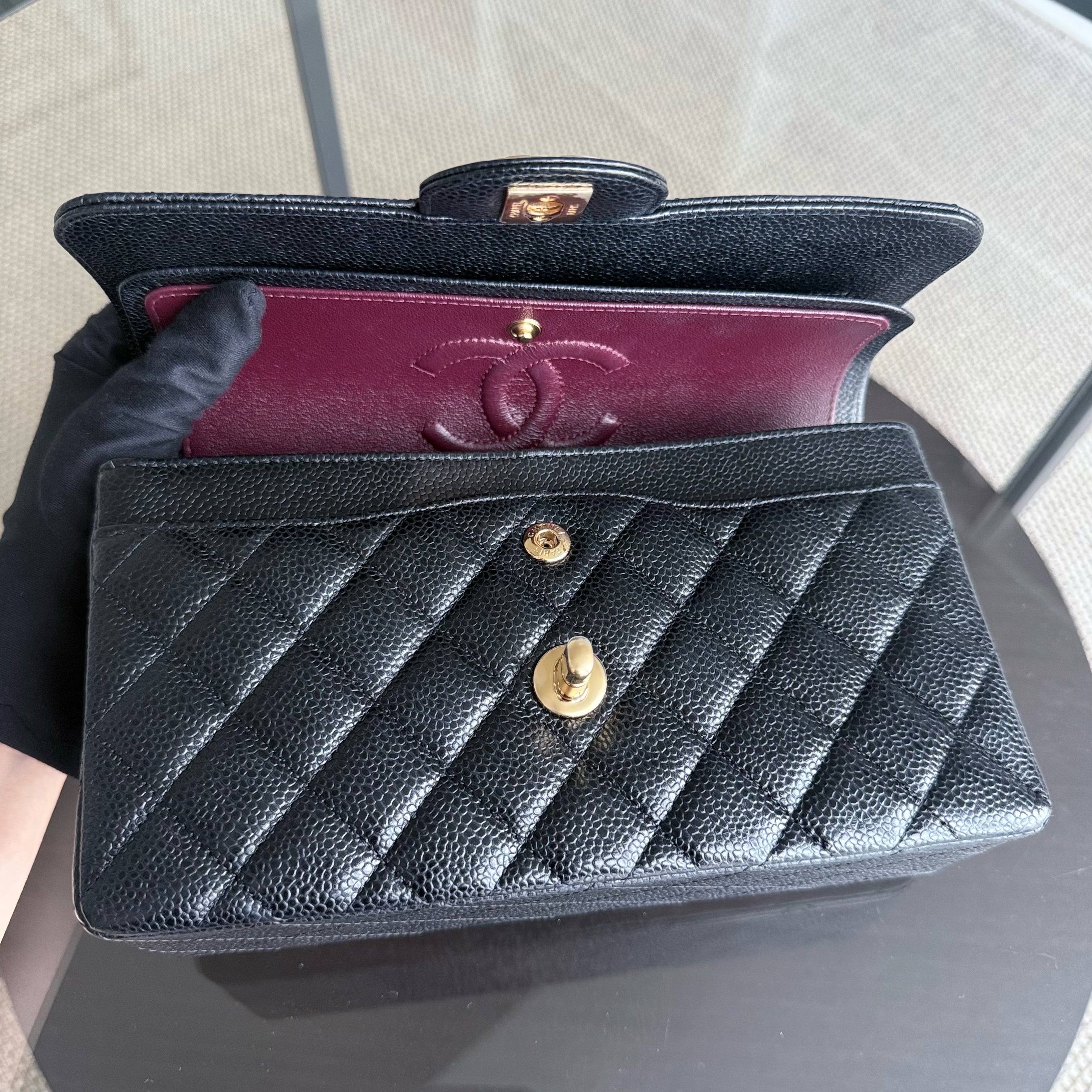 Chanel Classic Flap Small - Caviar 23CM Quilted Black Gold Hardware Series 29